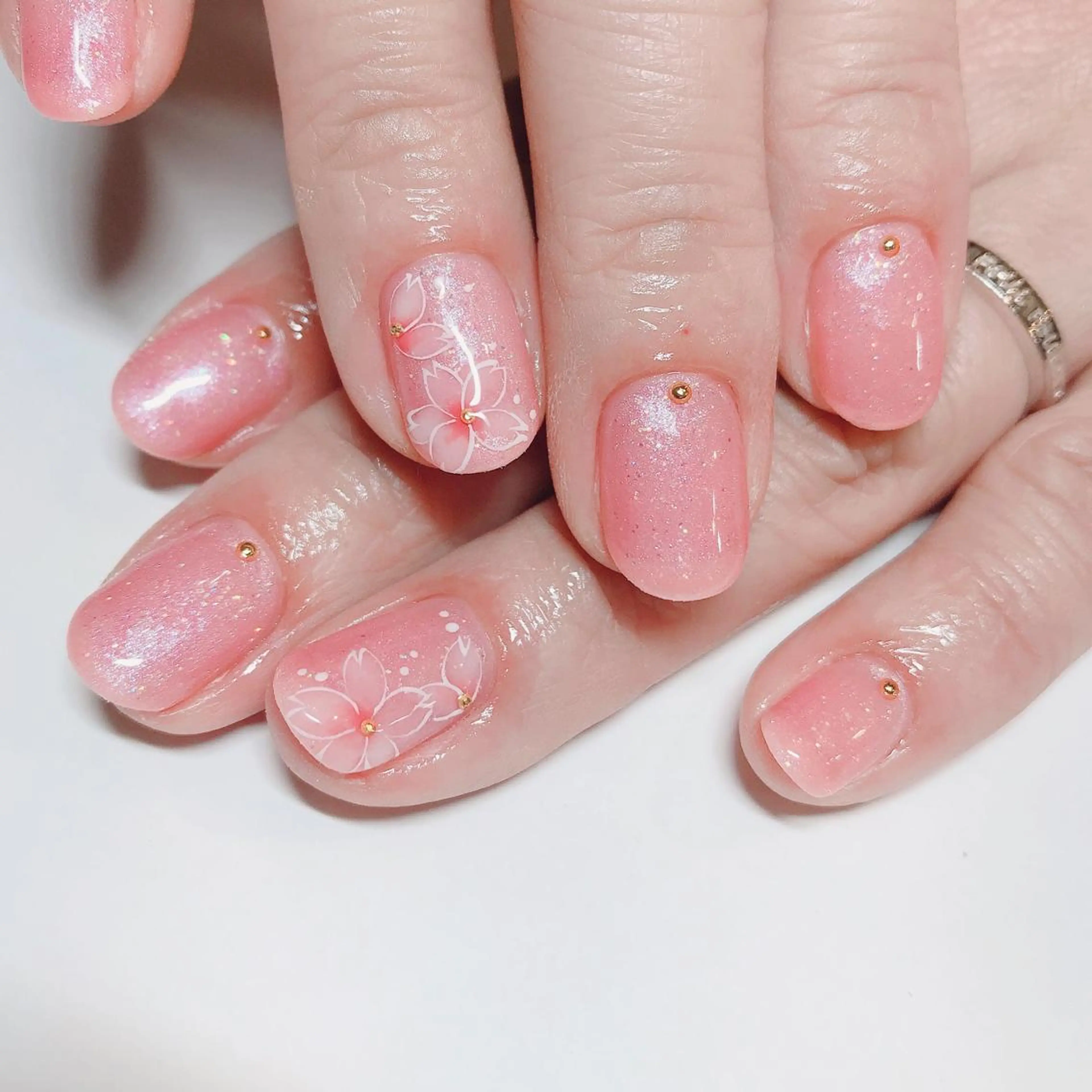 ネイル 桜ネイル 春ネイル 春日井ネイルサロン iroのネイルデザイン