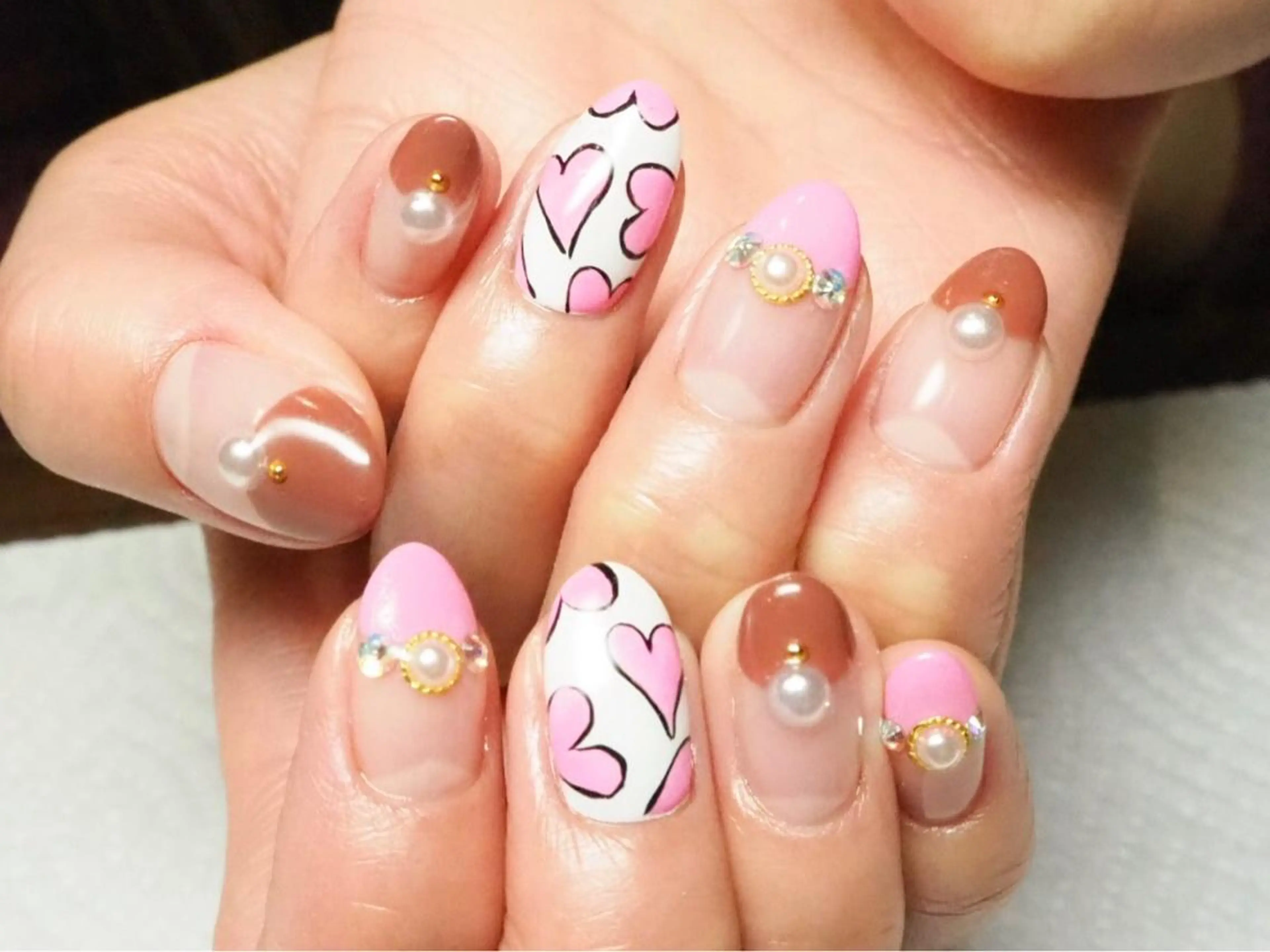 ネイル Hisaka Mikiのネイルデザイン