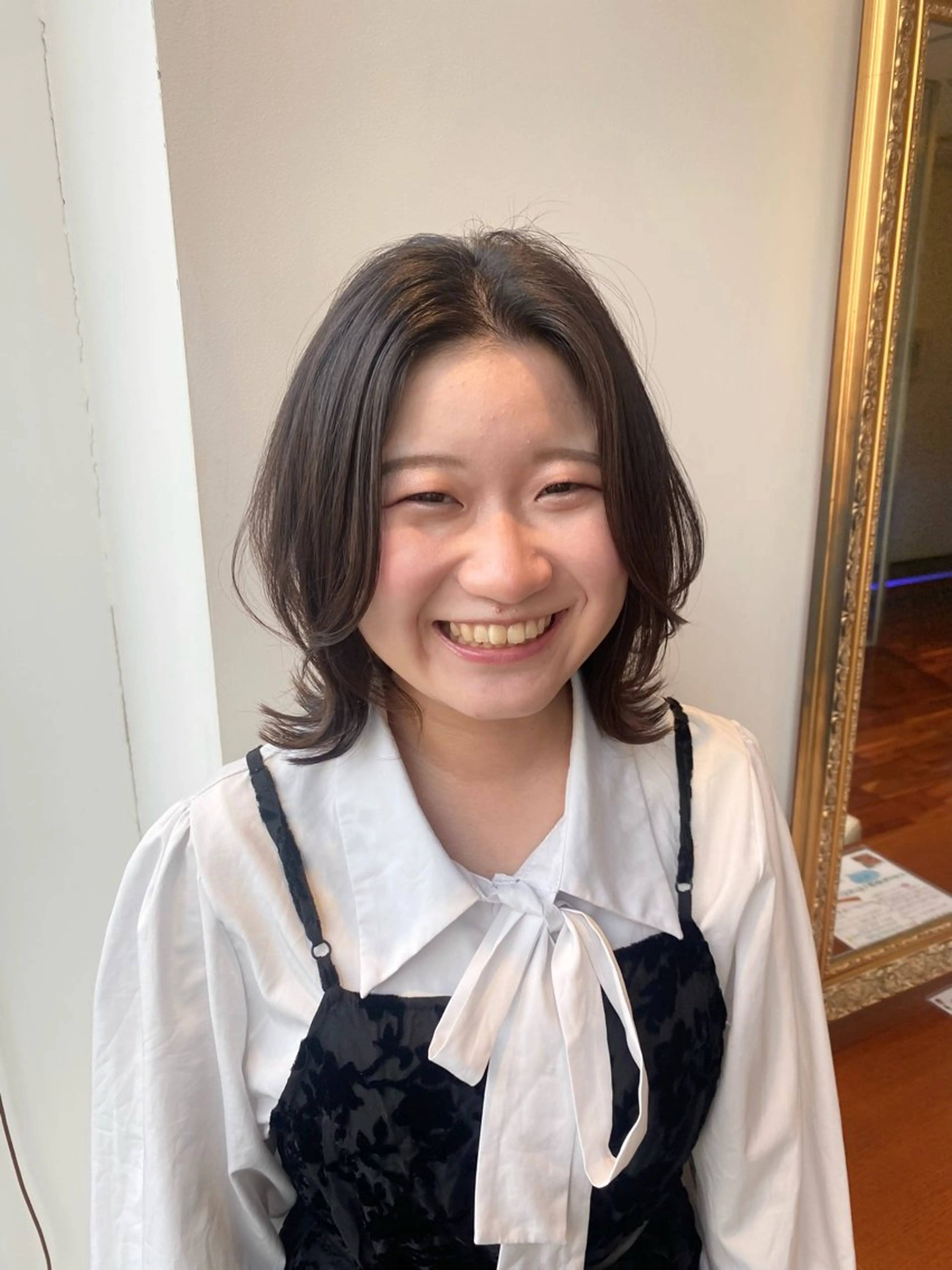 ミディアム ボブレイヤー ボブ くびれヘア くびれレイヤー レイヤーカット カット 王道かわいい/ベー ジュカラー＊里々花＊のヘアスタイル