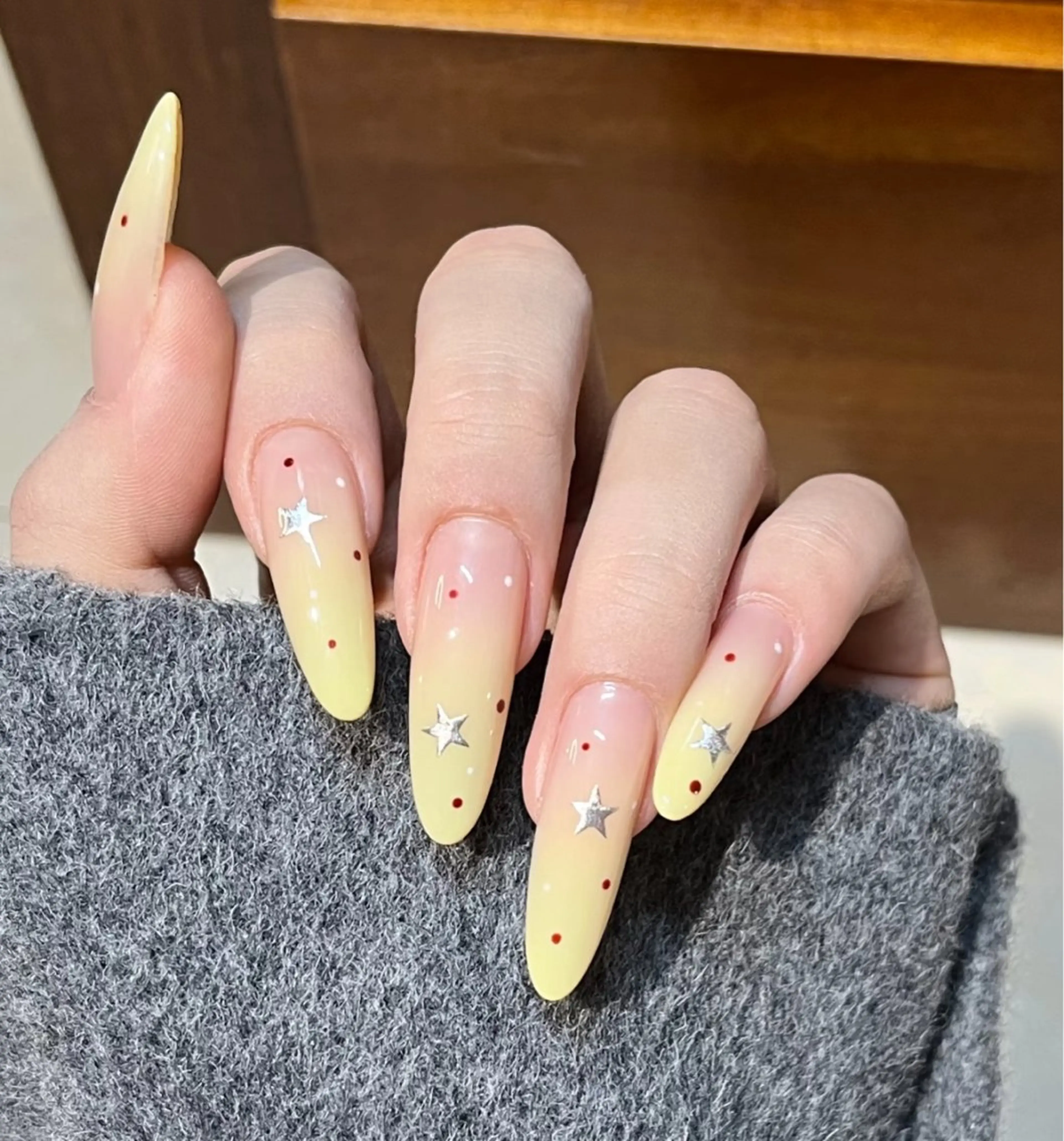 ネイル バ ヤリカクのネイルデザイン