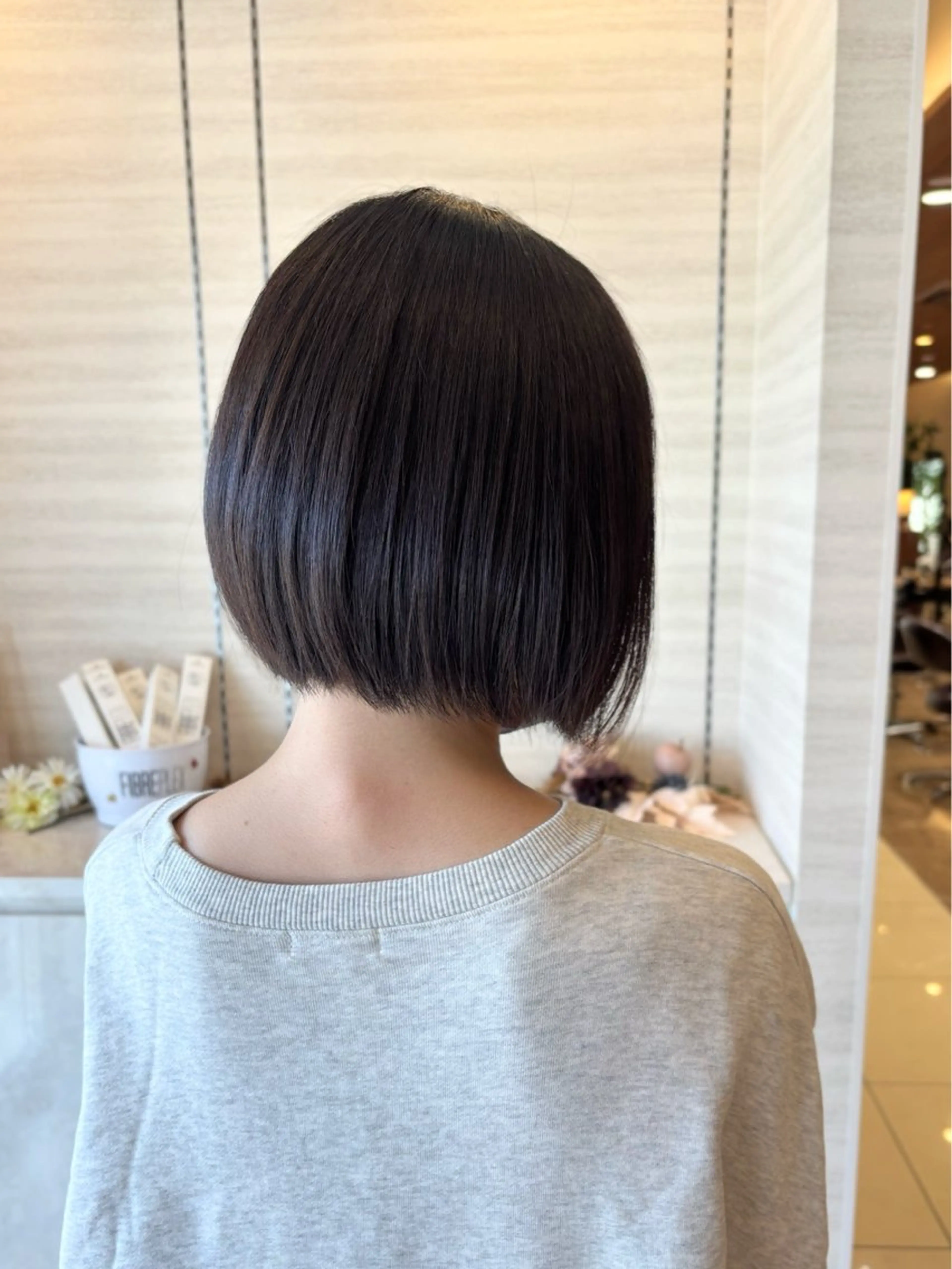 ショート ボブ 縮毛矯正 まい 静岡インター通りのヘアスタイル