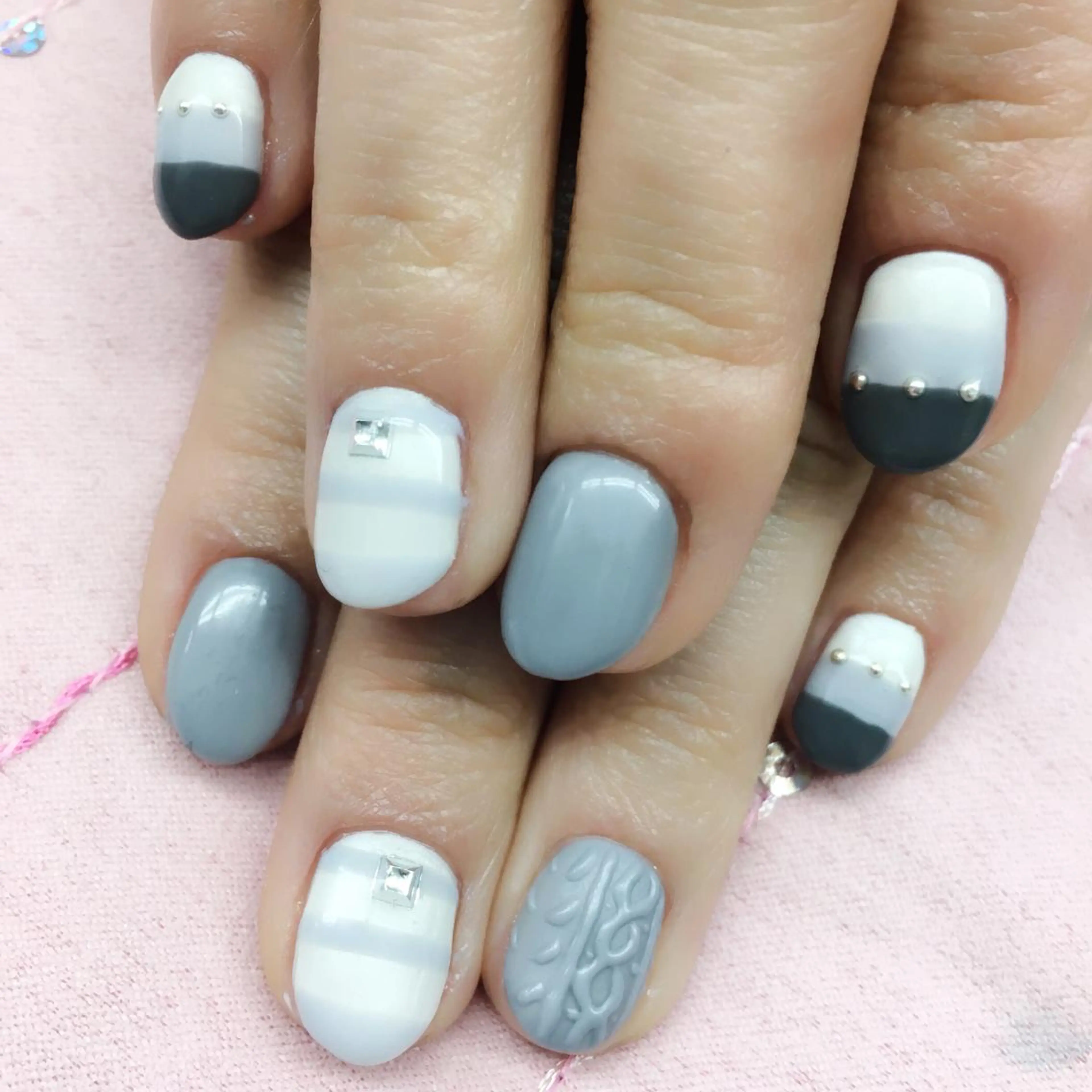 ネイル ハンドネイル フットネイル Angeailes〜アンジュエール〜所属・開運ネイル Angeailesのネイルデザイン