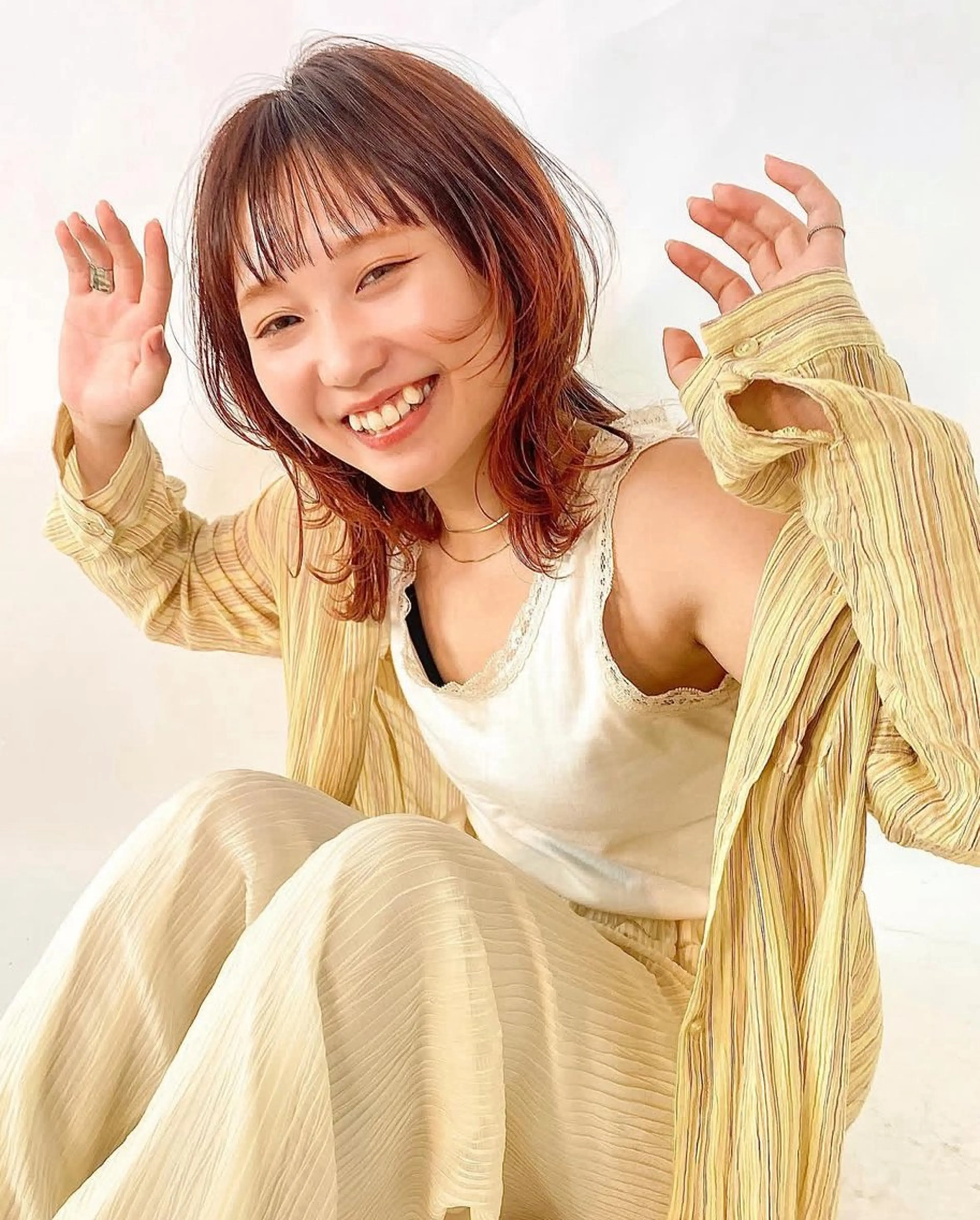 ミディアム カラー ブリーチ オレンジ ウルフカット ヘアカラー トリートメント 🖤顔まわり 盛れヘア⟡アズサ🖤のヘアスタイル