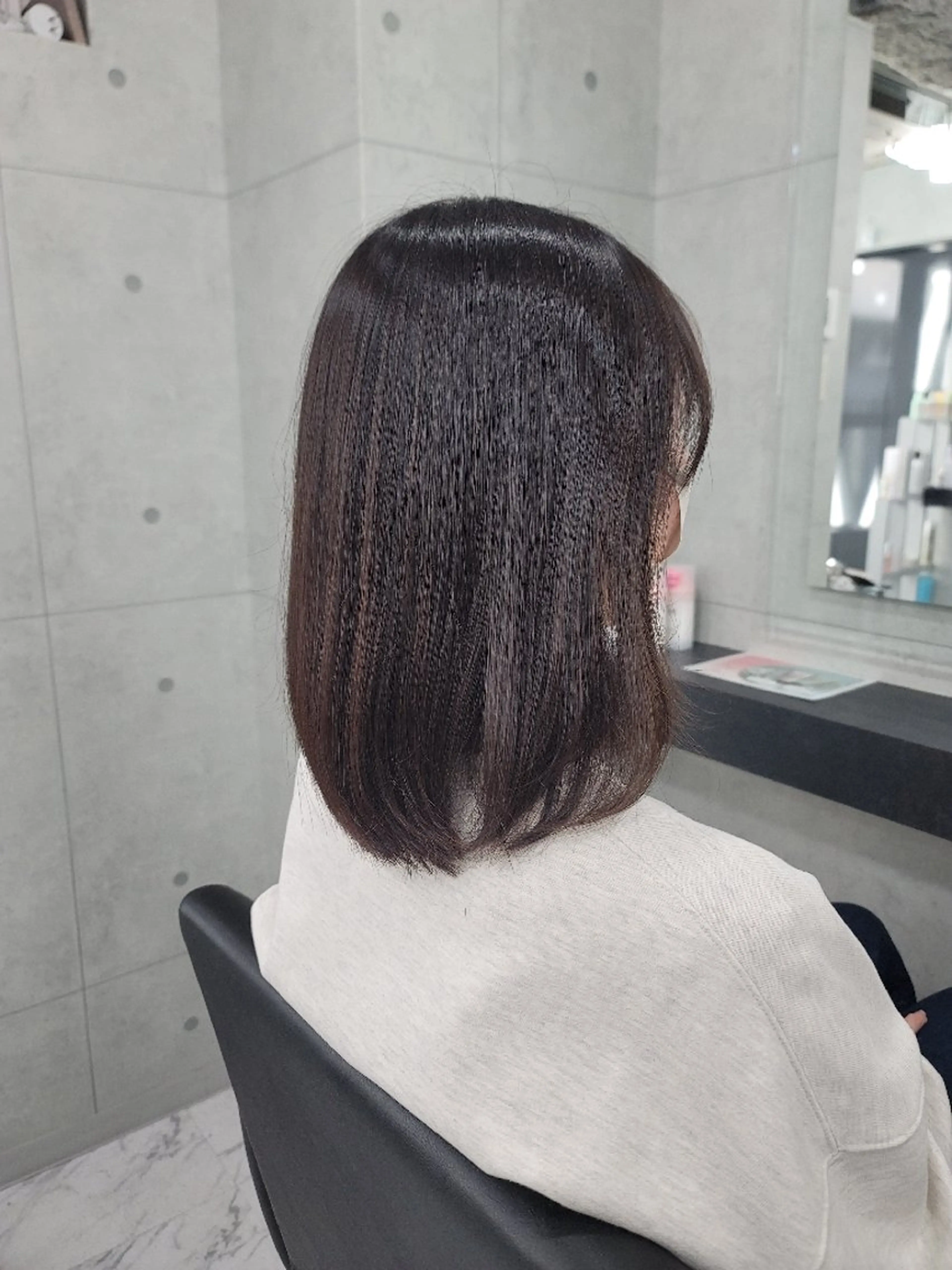 ミディアム カラー ❇️安達 優心❇️ レイヤー/艶髪特化のヘアスタイル