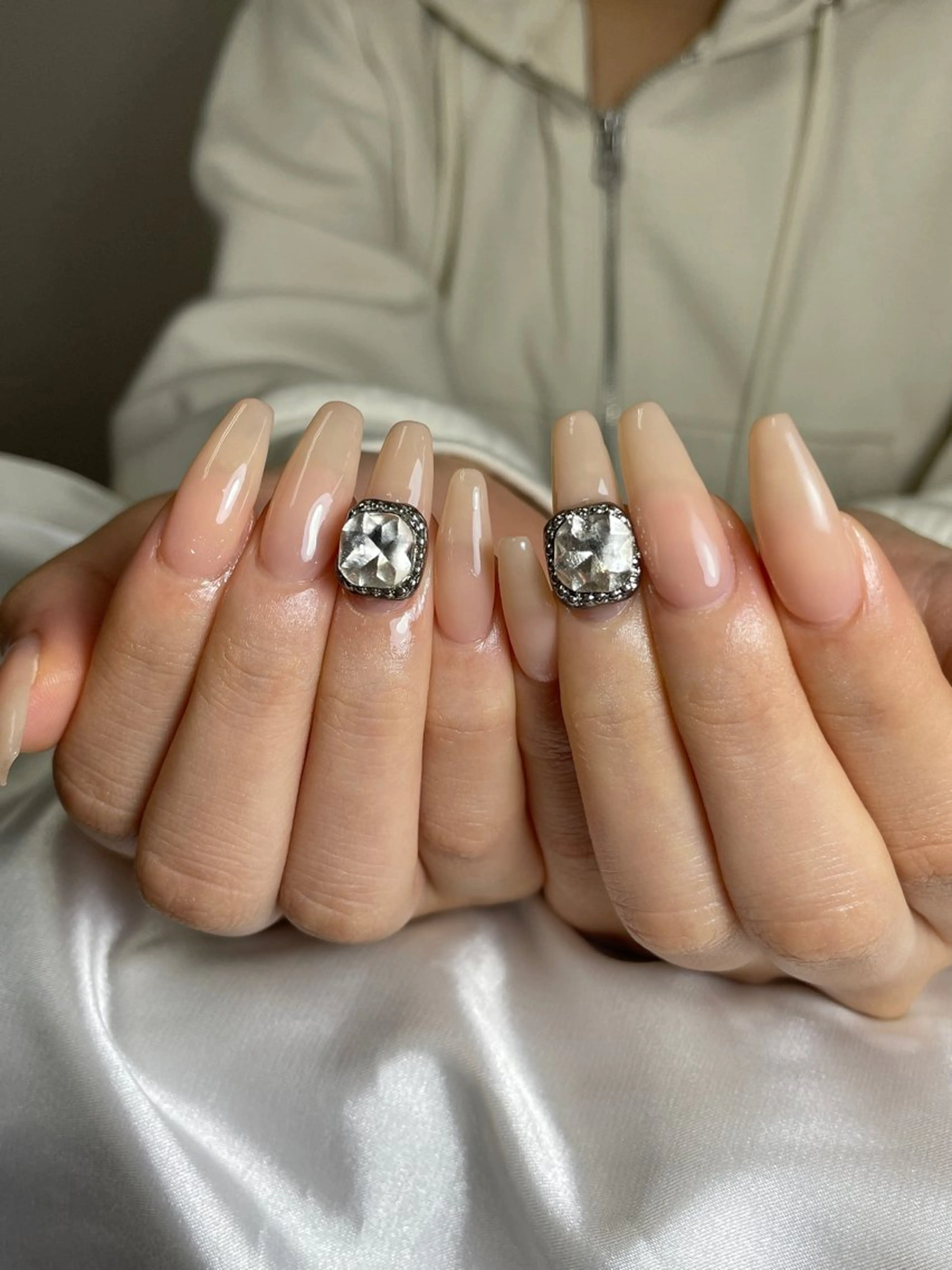 ネイル ブラウン チークネイル 桜ネイル 長さ出し フットネイル ハンドネイル XIINH NAIL SALONのネイルデザイン