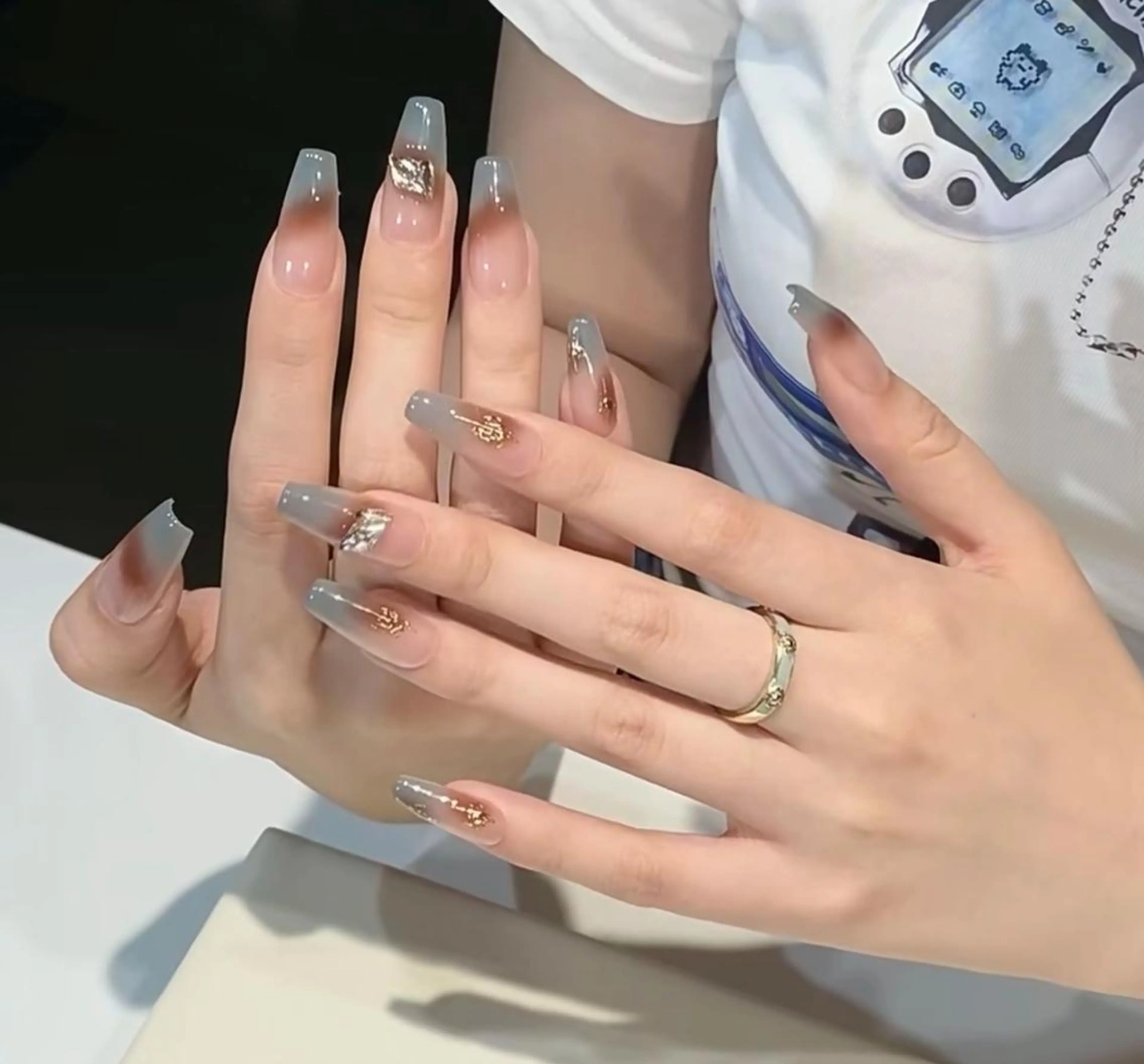 ネイル アートネイル 長さ出し ネイルチップ Queens ひなのネイルデザイン