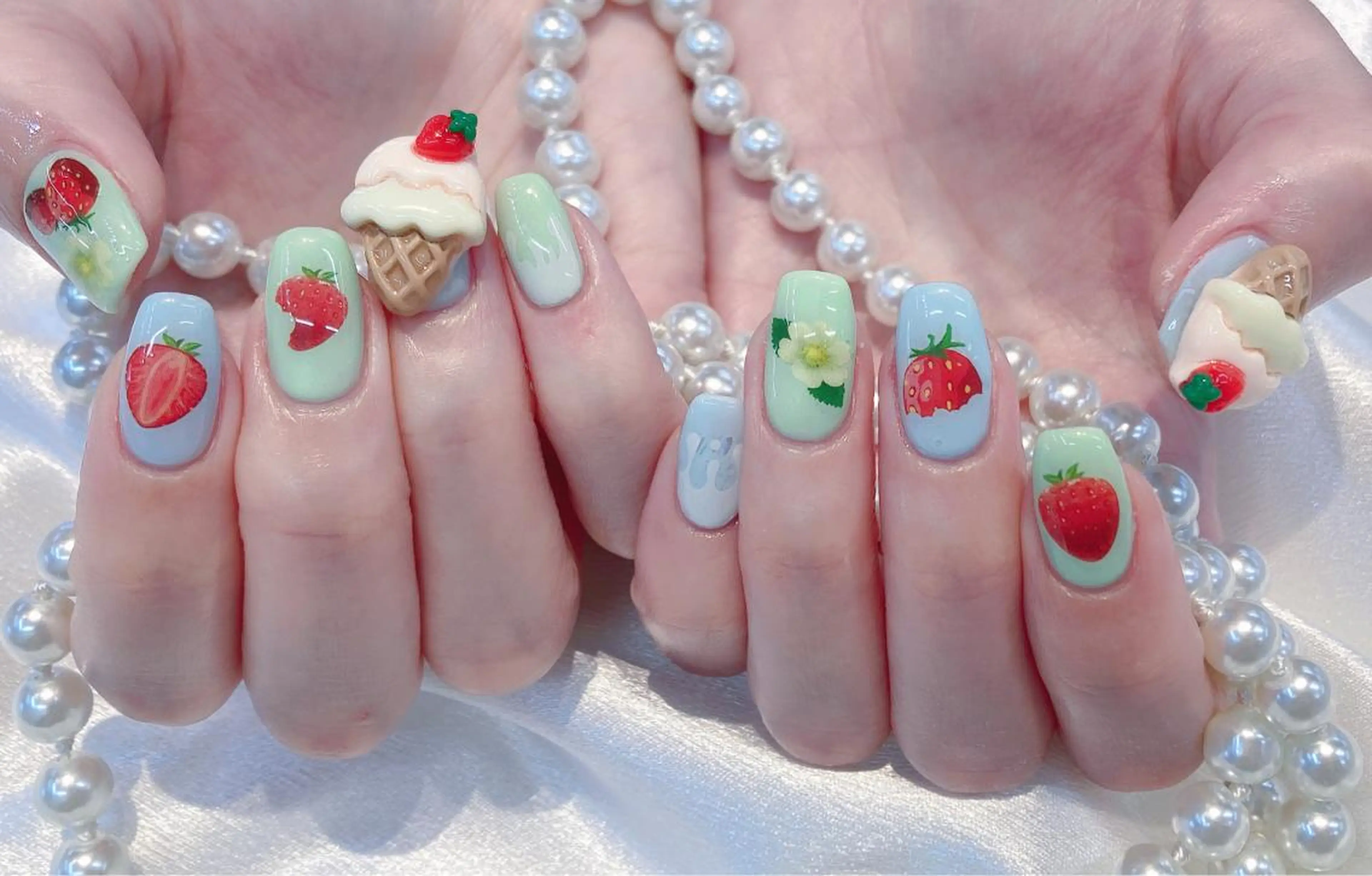 ネイル ハンドネイル ハンドケア ラッキーネイルサロン 西川口東口店のネイルデザイン