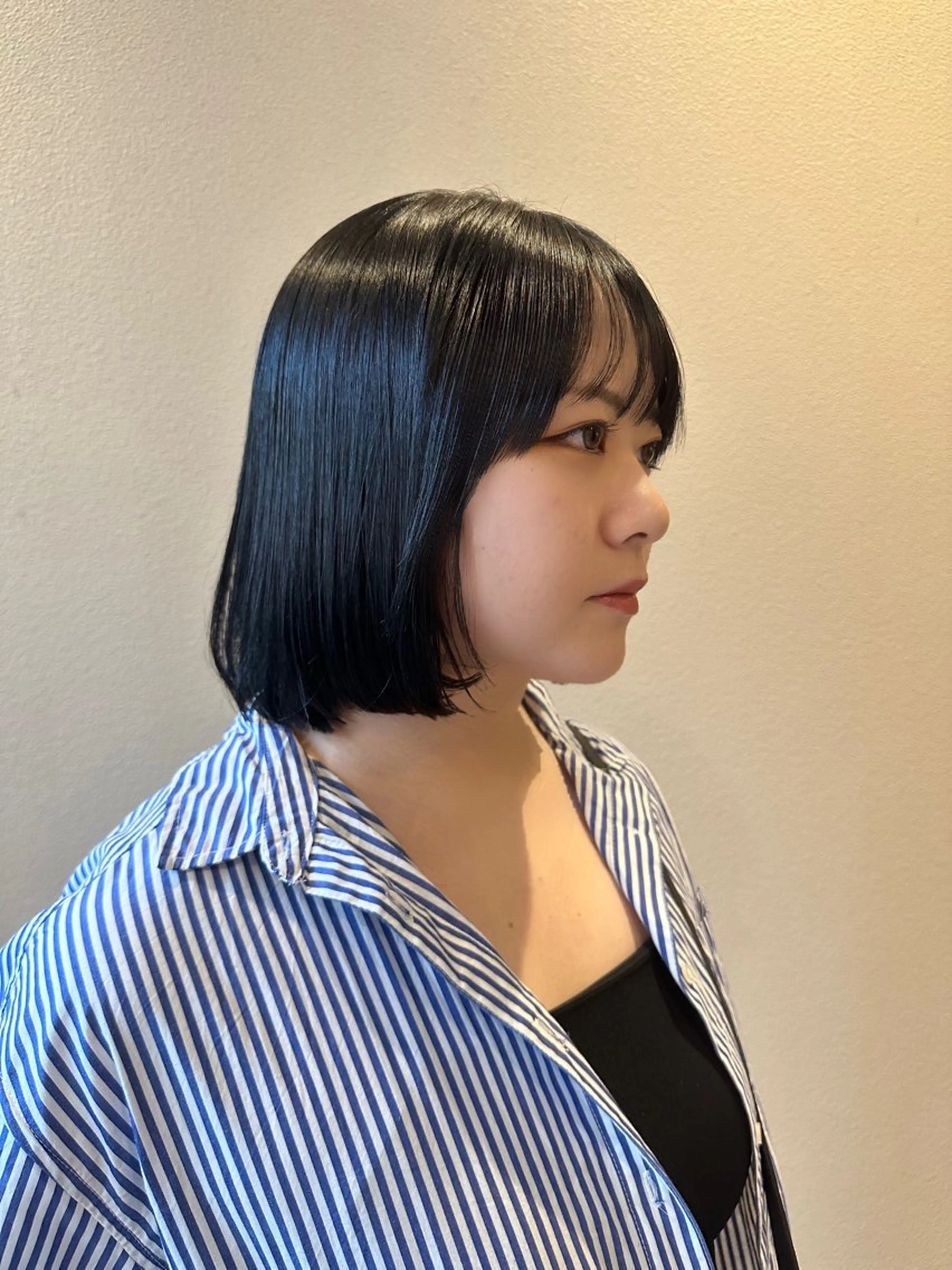 ミディアム カラー カット ヘアカラー トリートメント アンニュイヘア/ 顔周りカット/眞弓萌のヘアスタイル