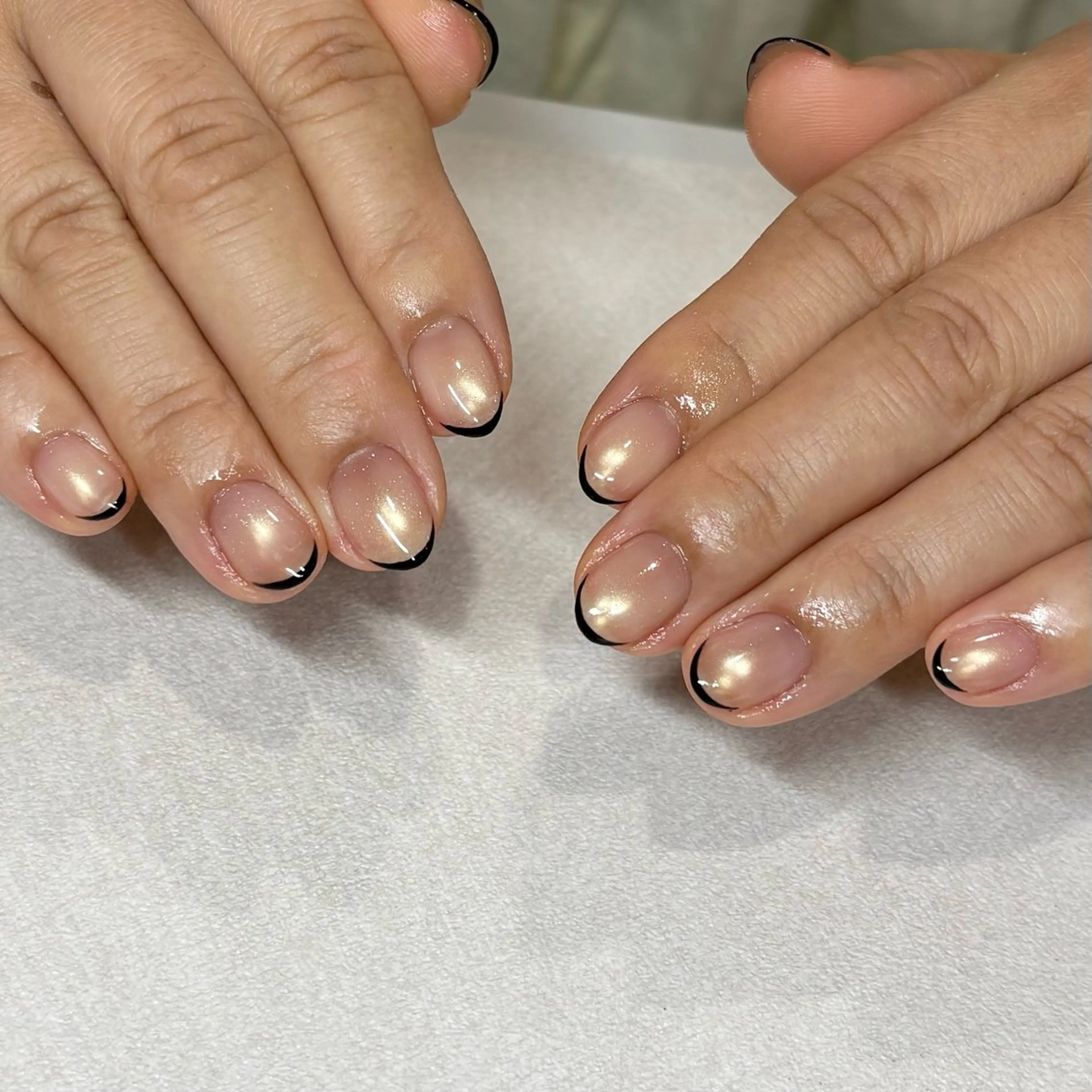 ネイル フレンチネイル ハンドネイル ハンドケア パラジェルサロン 大人女性が通うサロンのネイルデザイン