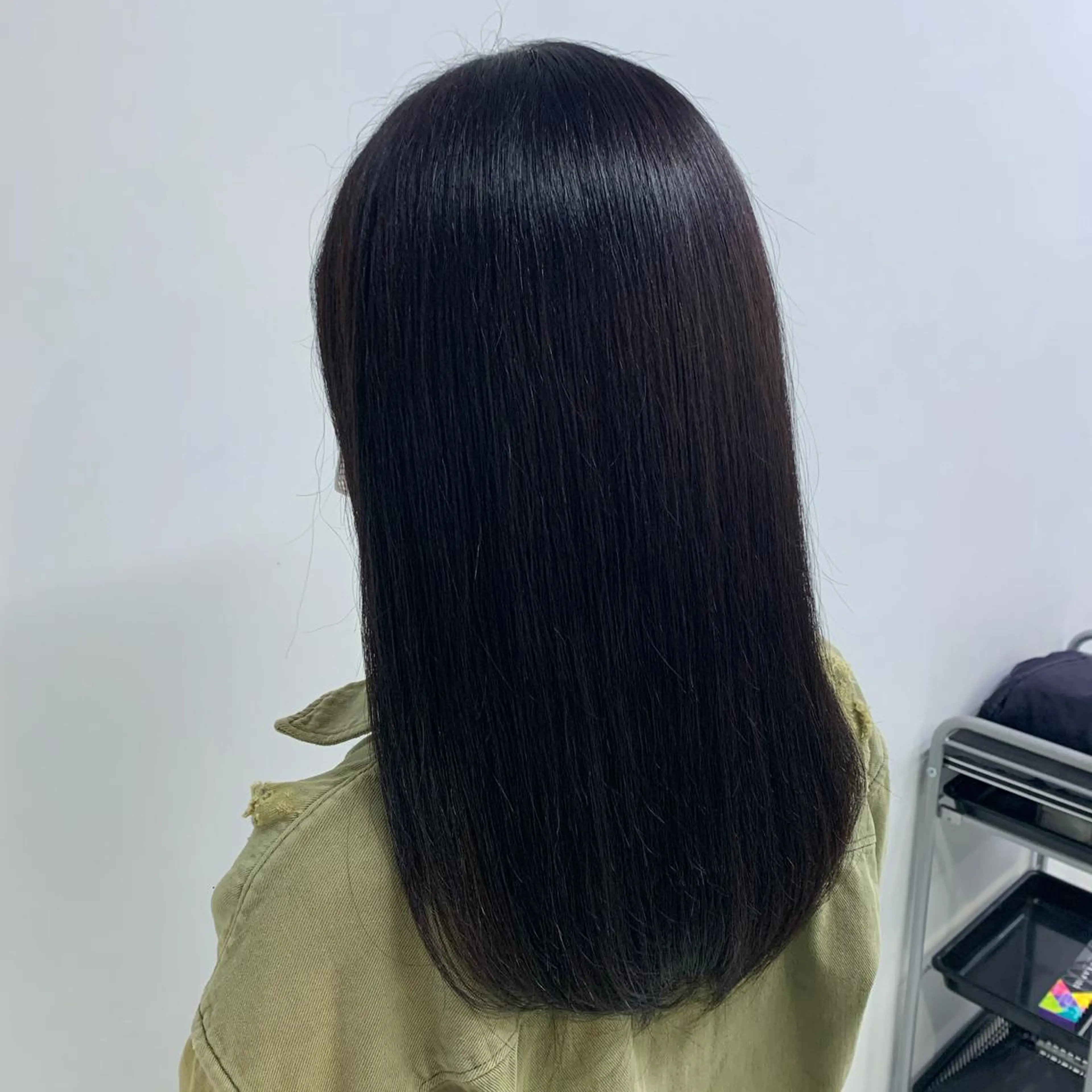 セミロング カラー ヘアカラー NANAMI🩵 大人可愛い韓国ヘアのヘアスタイル