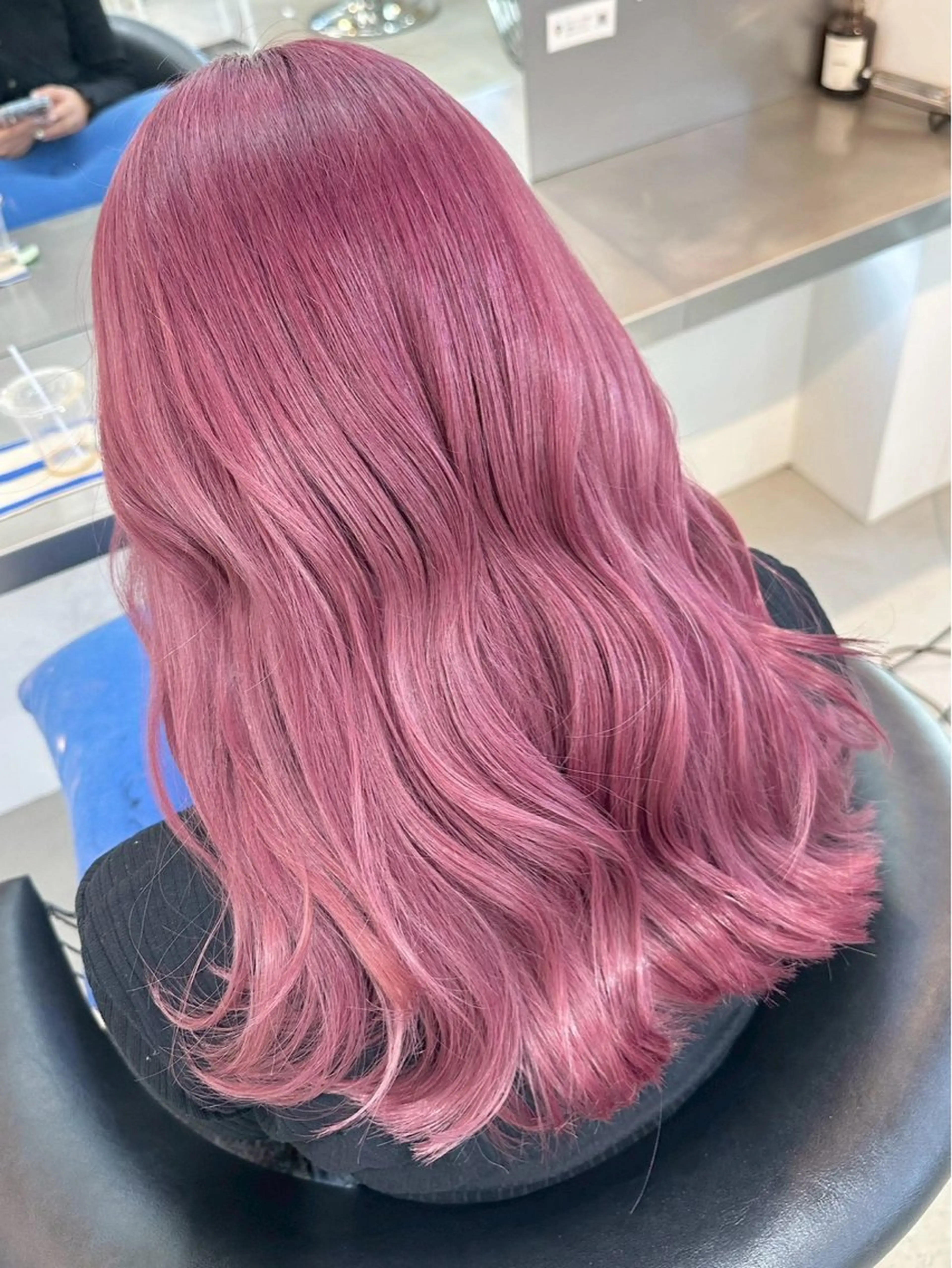 セミロング カラー ラベンダーカラー ピンクカラー ピンクラベンダー ヘアカラー うる艶カラー 🪐💫serenaのヘアスタイル