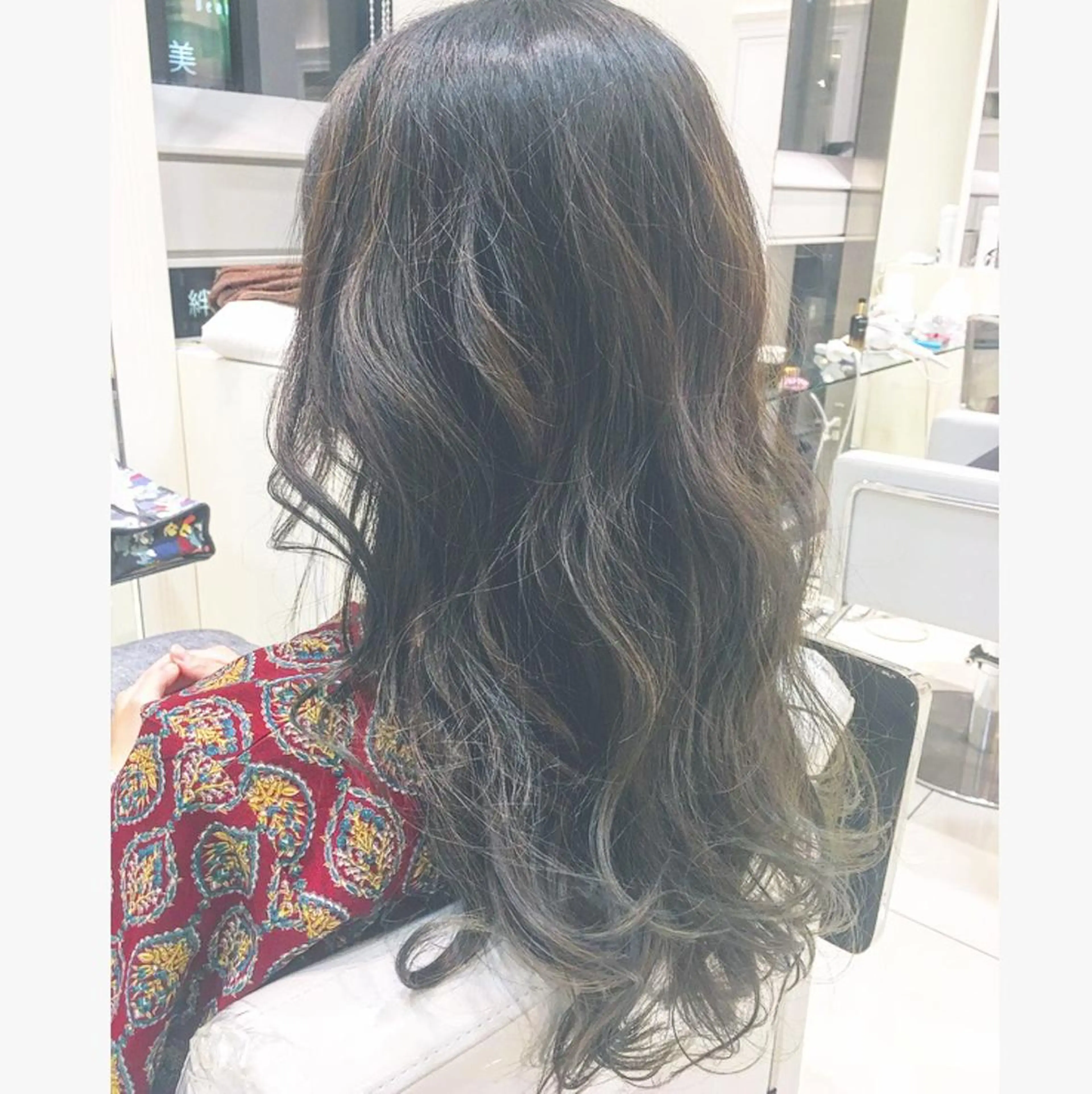 ロング カラー カット パーマ トリートメント 💙美髪救世主💙 関華蓮のヘアスタイル