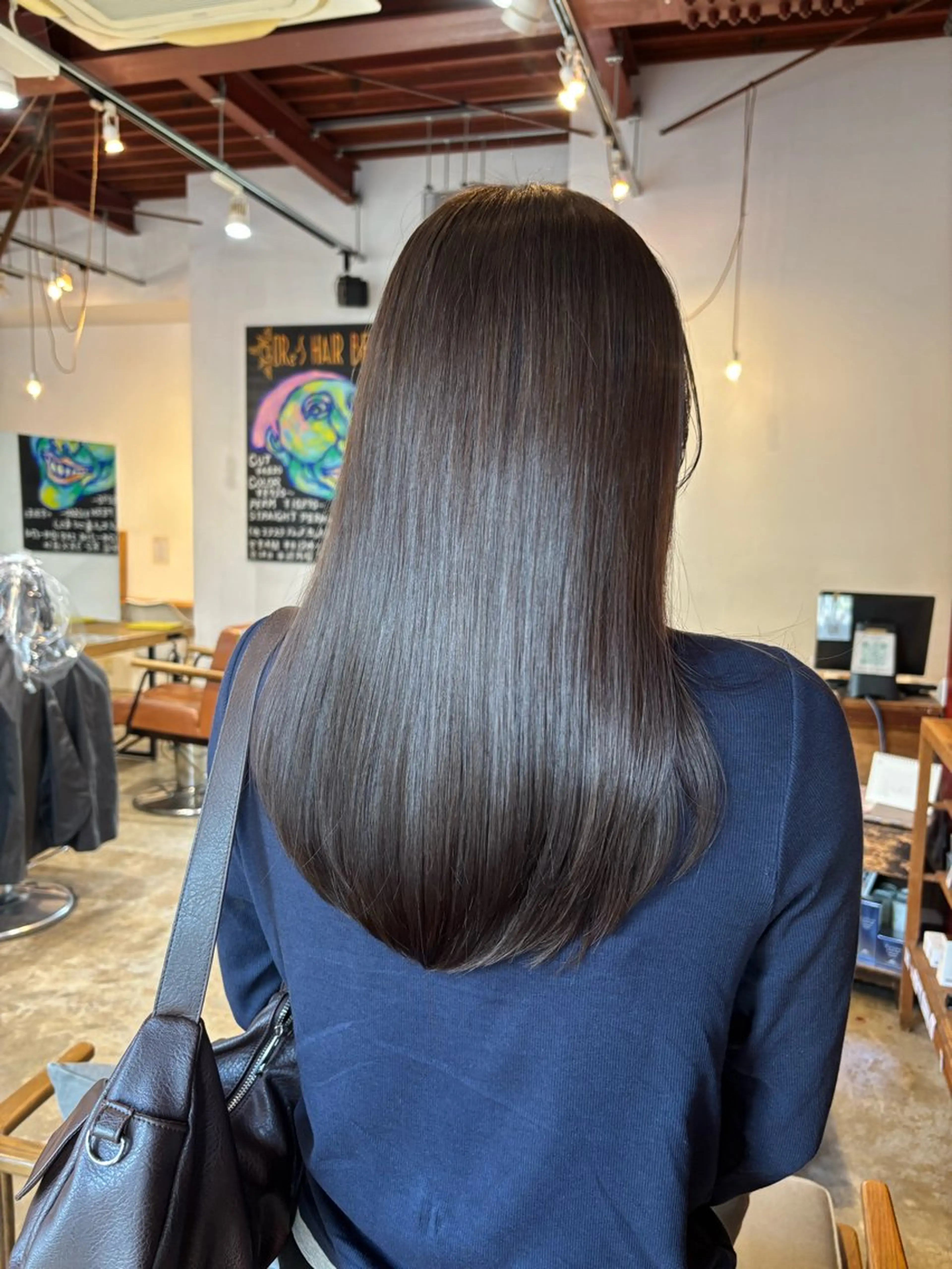 セミロング カラー 小日向 沙織のヘアスタイル
