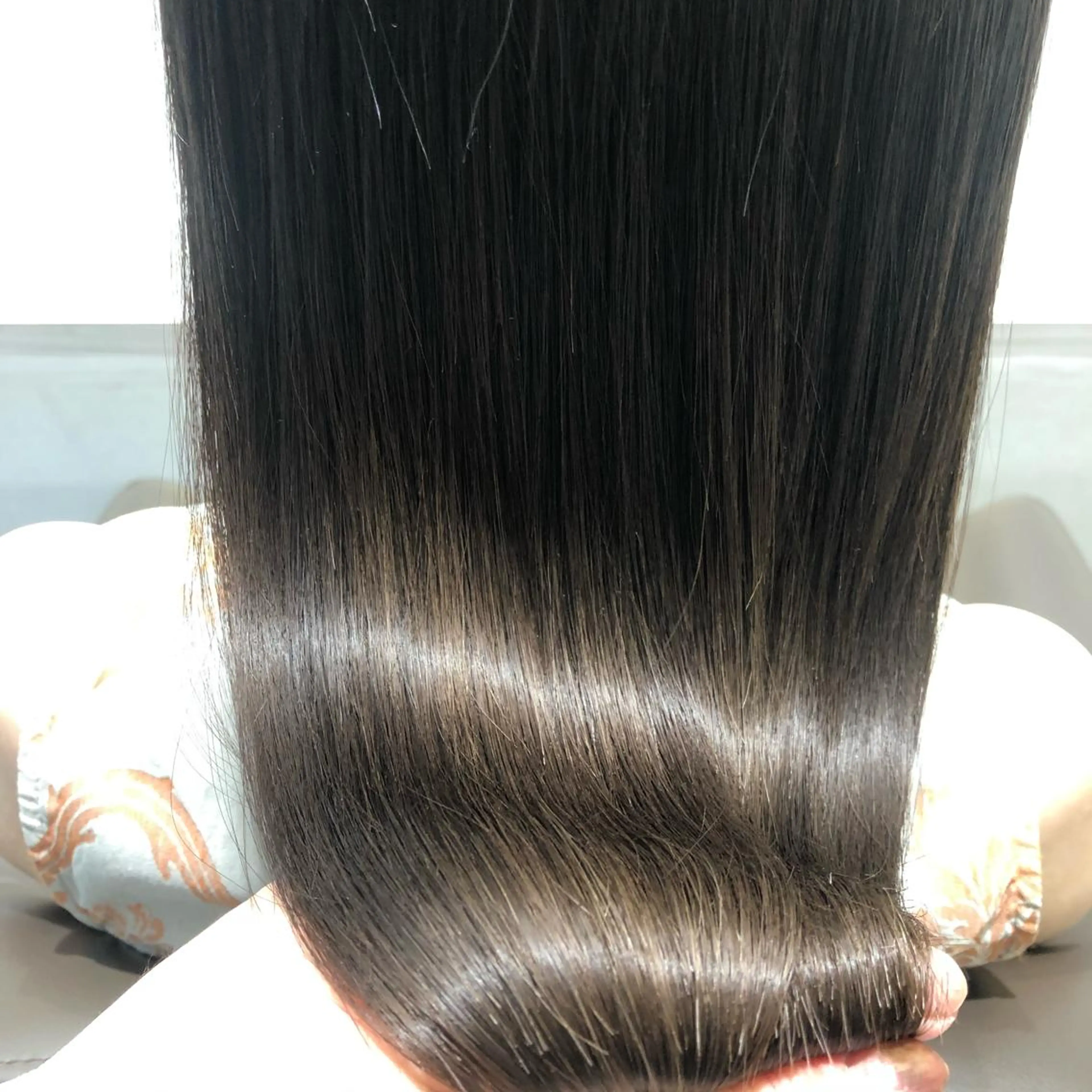 ロング ムトウセイマ/ 縮毛矯正/ブリーチのヘアスタイル