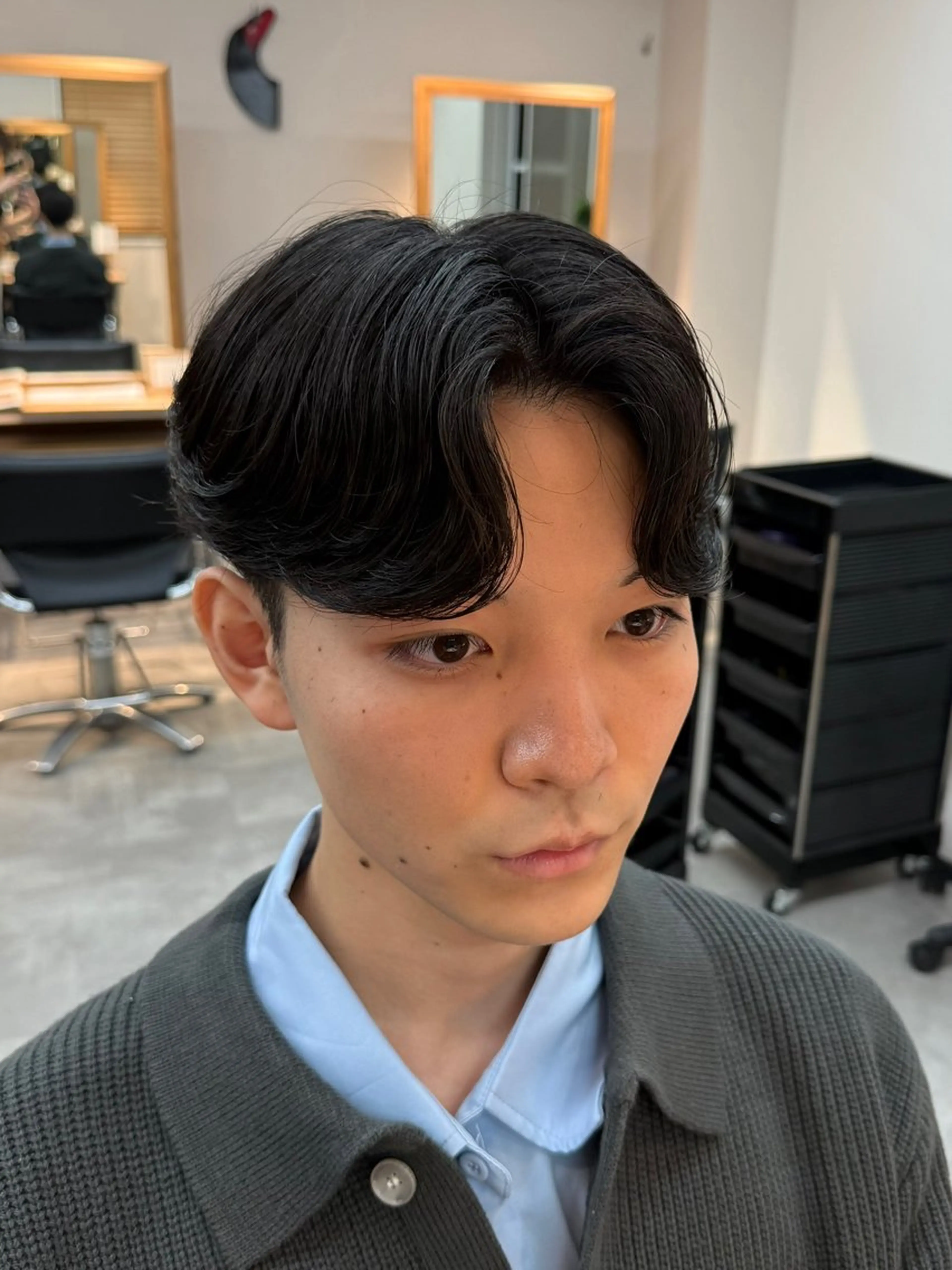 ショート メンズ カルマパーマ メンズ韓国風 メンズパーマ 韓国風ヘア カット パーマ 韓国ヘア特化/ メンズパーマ/下田のヘアスタイル