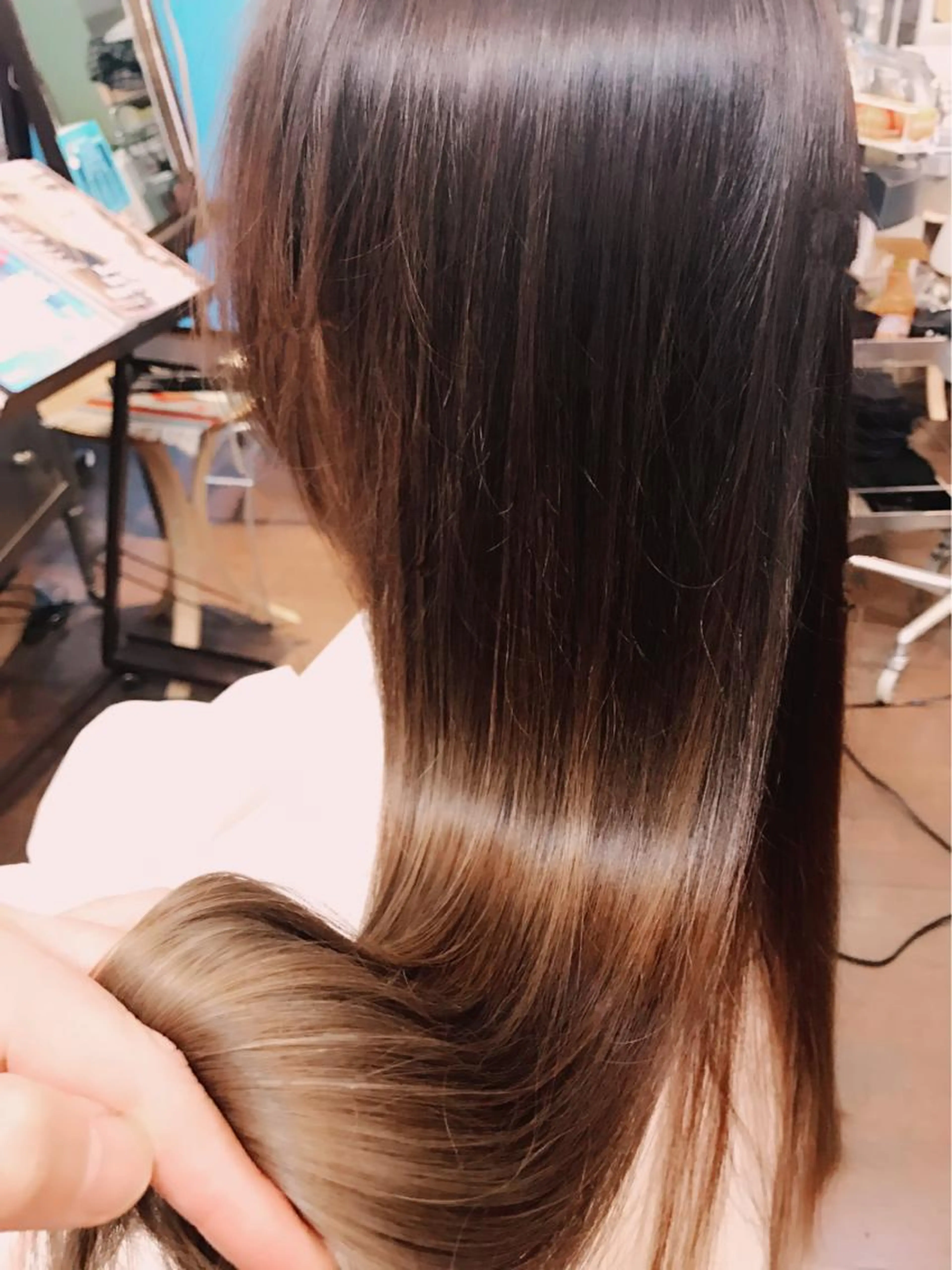 縮毛矯正&似合わせカット＆トリートメント初めてのご来店の方の写真