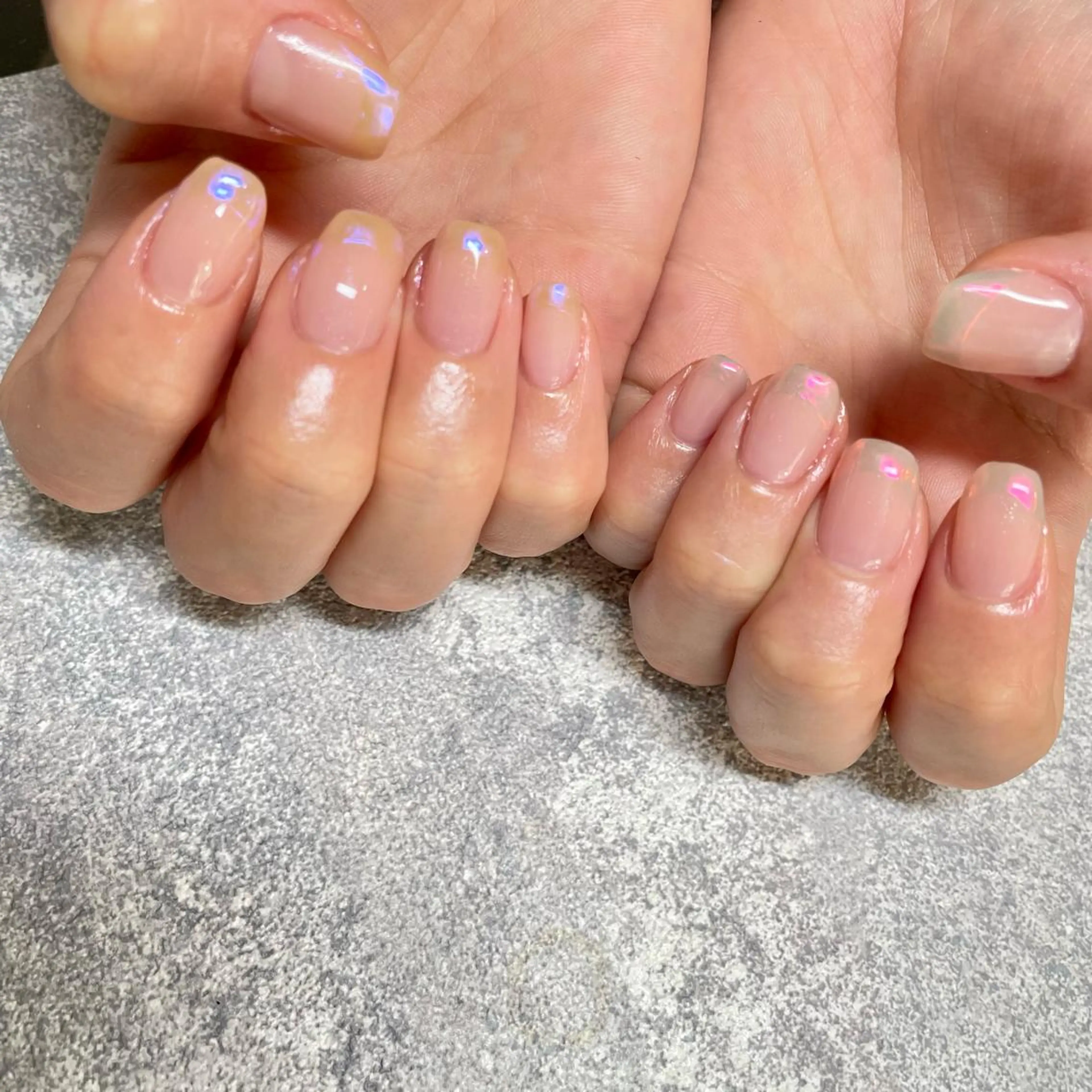 ネイル オーロラネイル フレンチネイル ハンドネイル ilo所属・舟橋 恭子のネイルデザイン