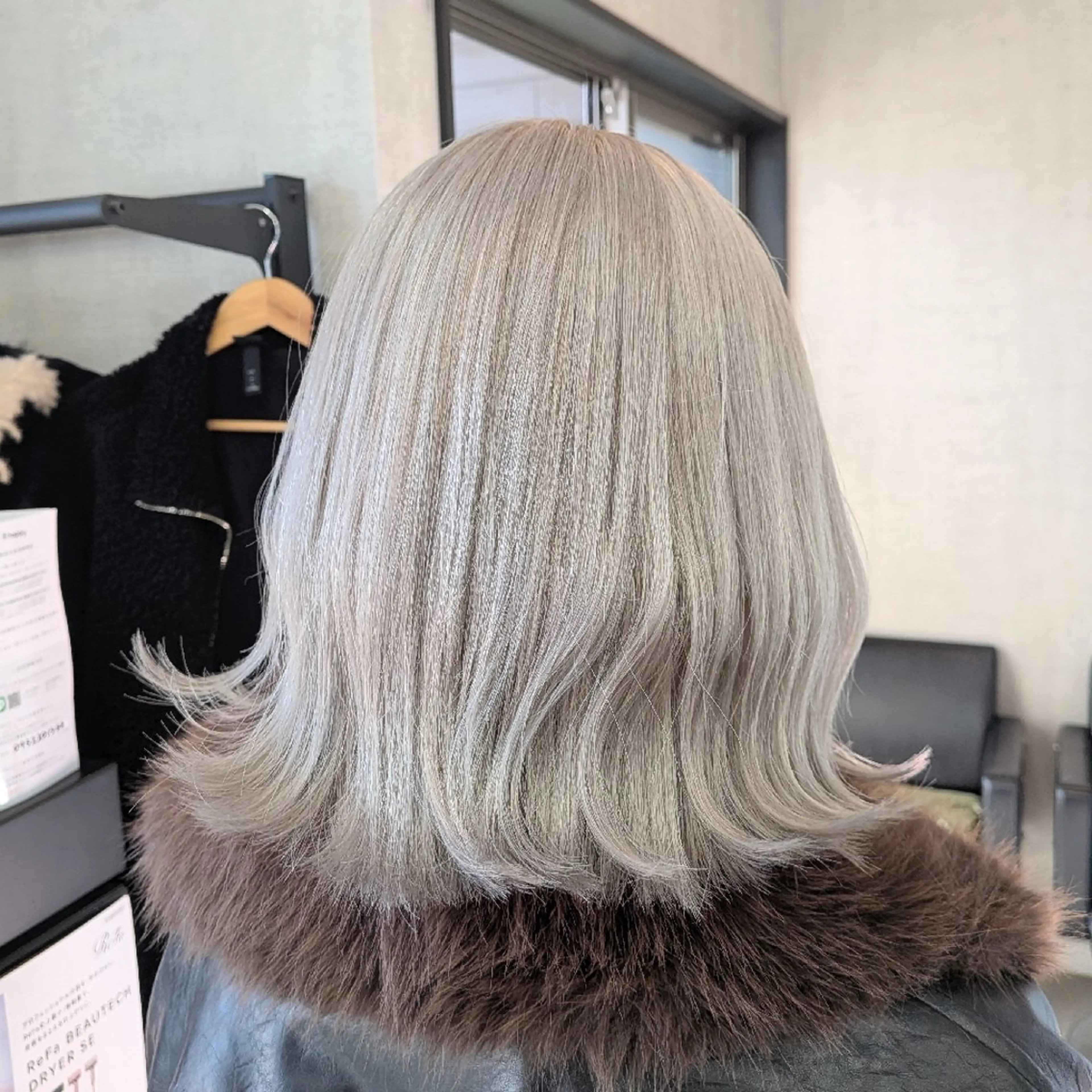 ショート カラー カット ヘアカラー 小林 梨香のヘアスタイル