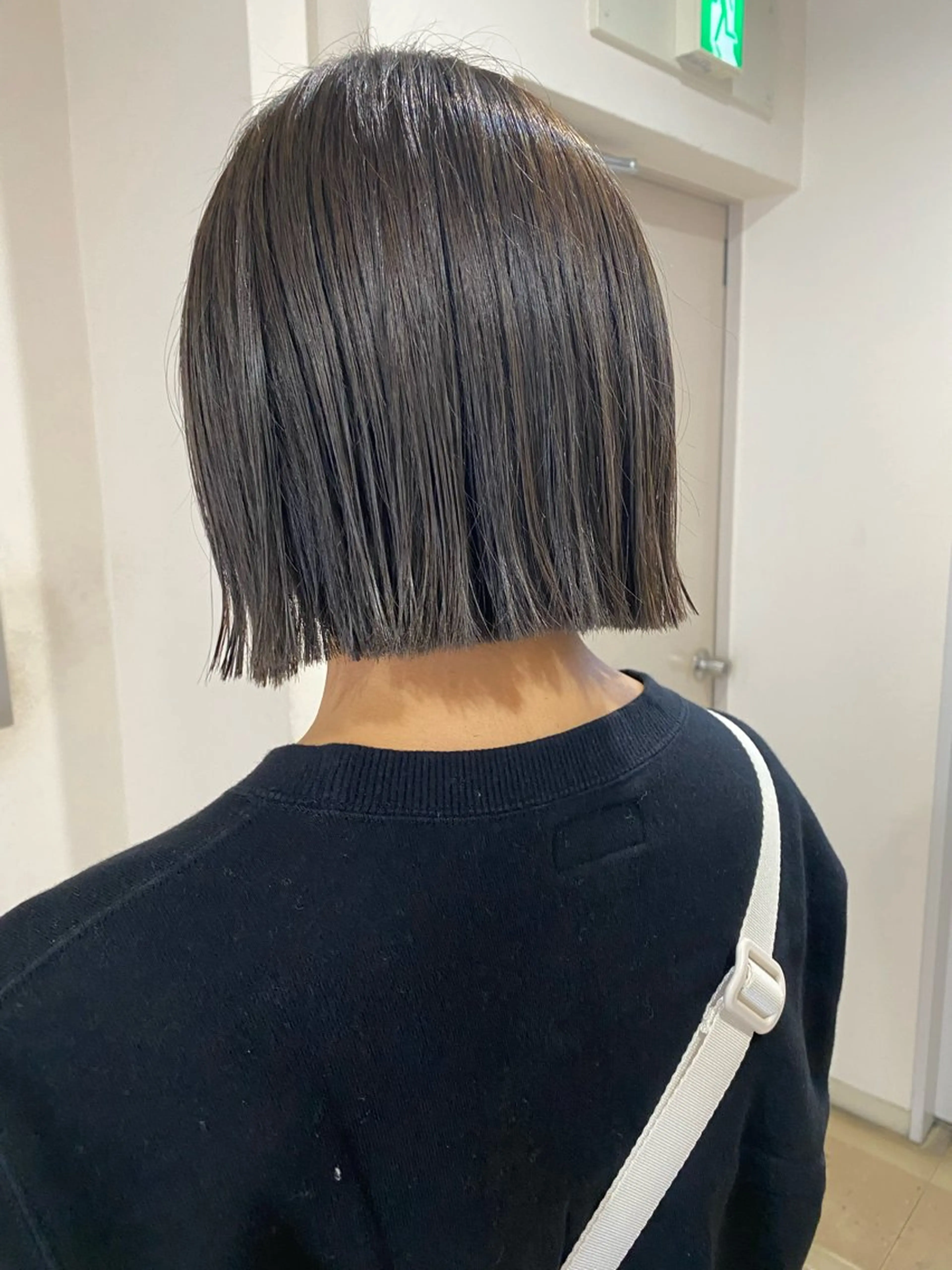 ショート カラー ヘアカラー くすみカラー / 肌馴染み/ 花房佑夏のヘアスタイル