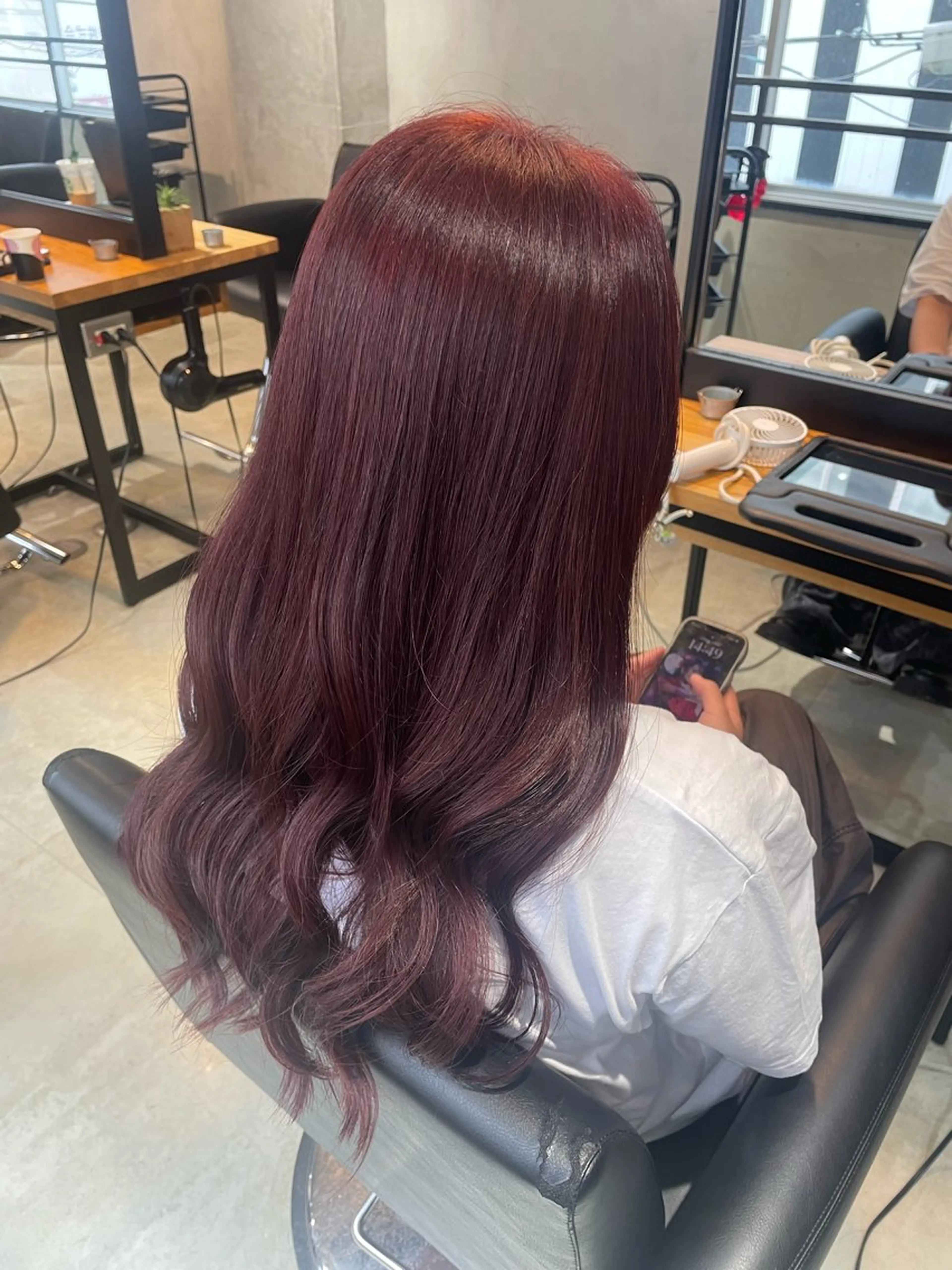 カラー ピンクカラー ピンクパープル ヘアカラー HAYATA/透明感 /派手髪/ケアブリのヘアスタイル