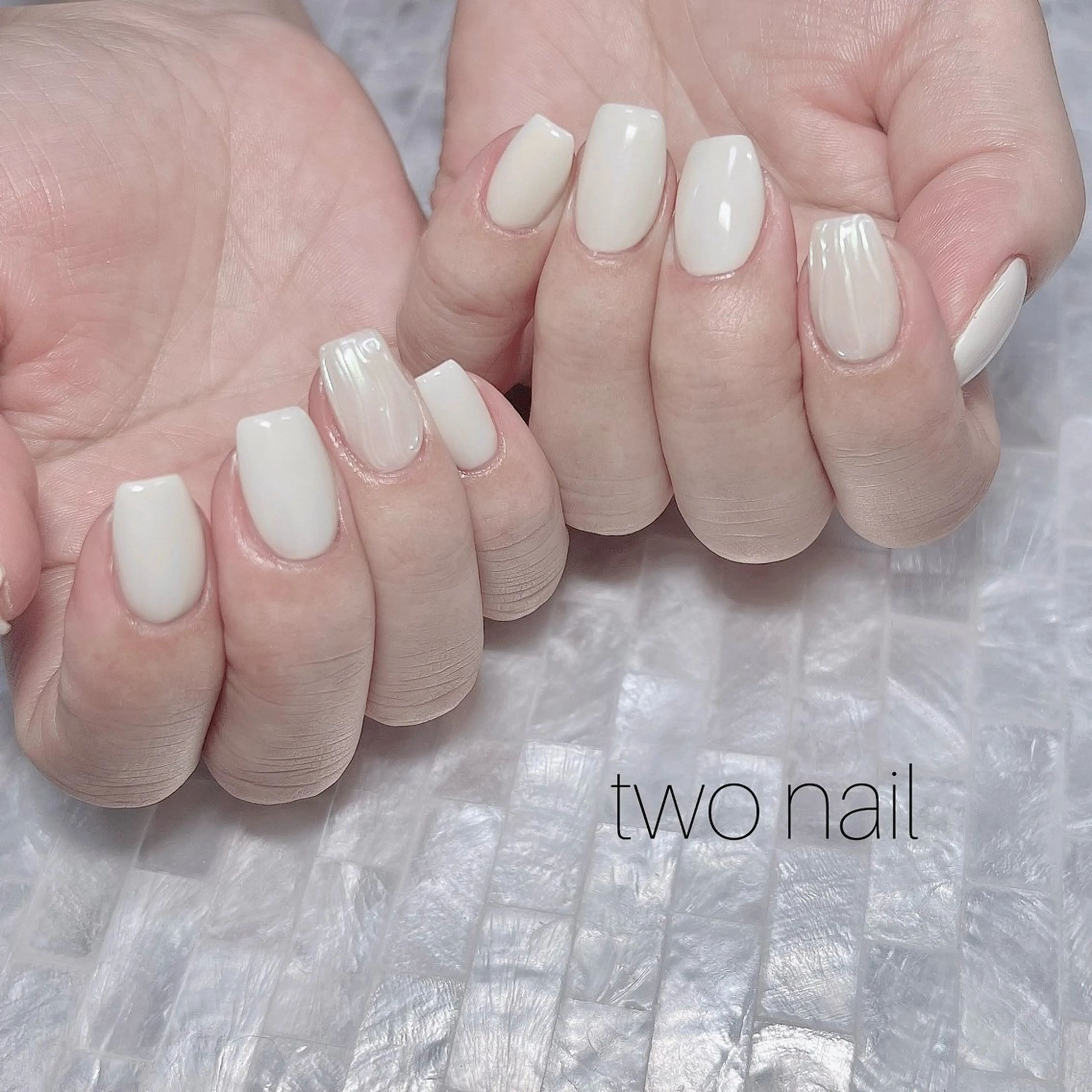 ネイル アートネイル オーロラネイル ネイルチップ ホワイト ハンドネイル two nailのネイルデザイン