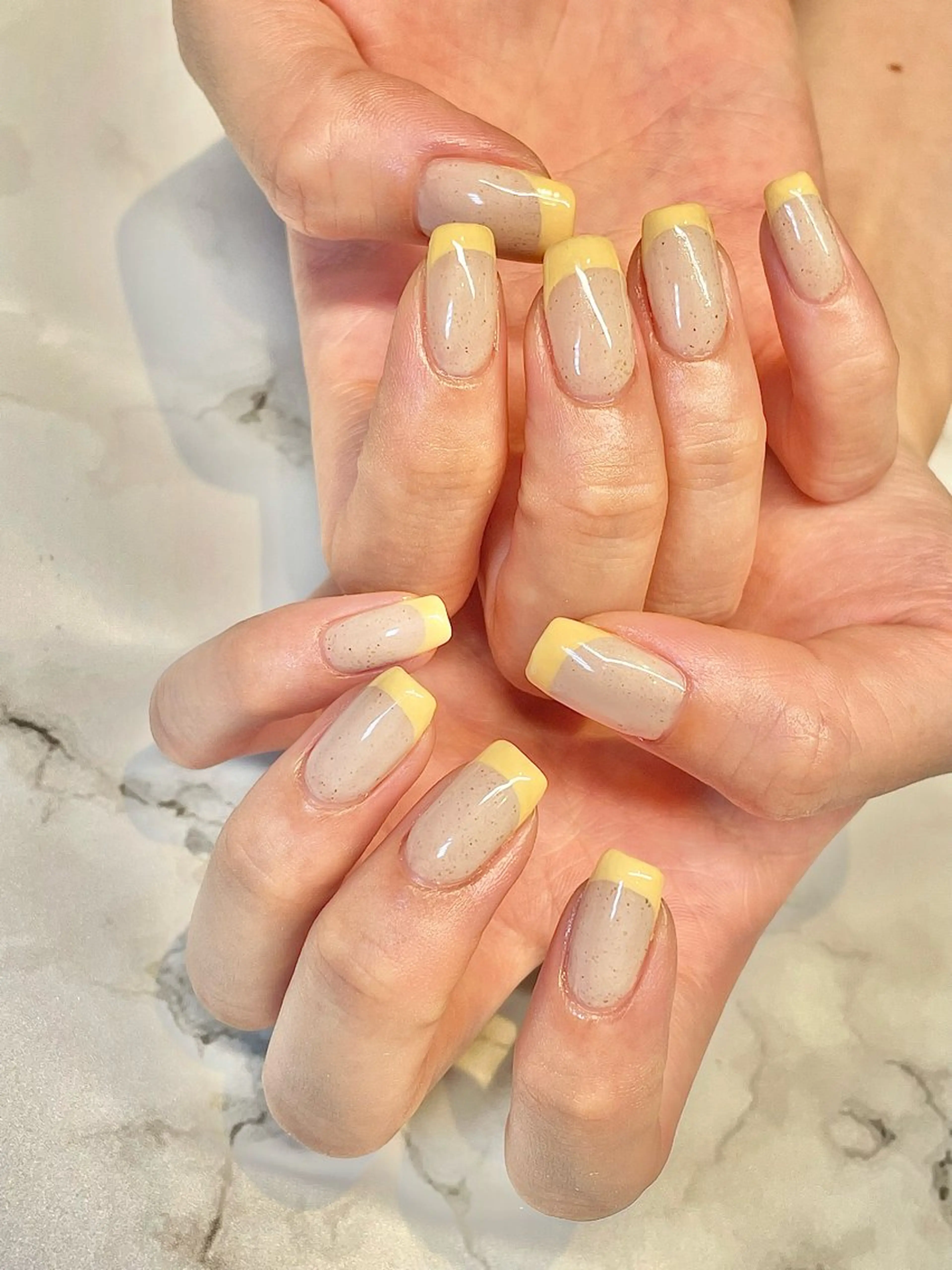 ネイル フラッシュネイル フットネイル ジェルネイル ラメ(グリッター) ラメグラデーション bea  merci所属・beamerci🌼 SHIORIのマツエク・マツパデザイン