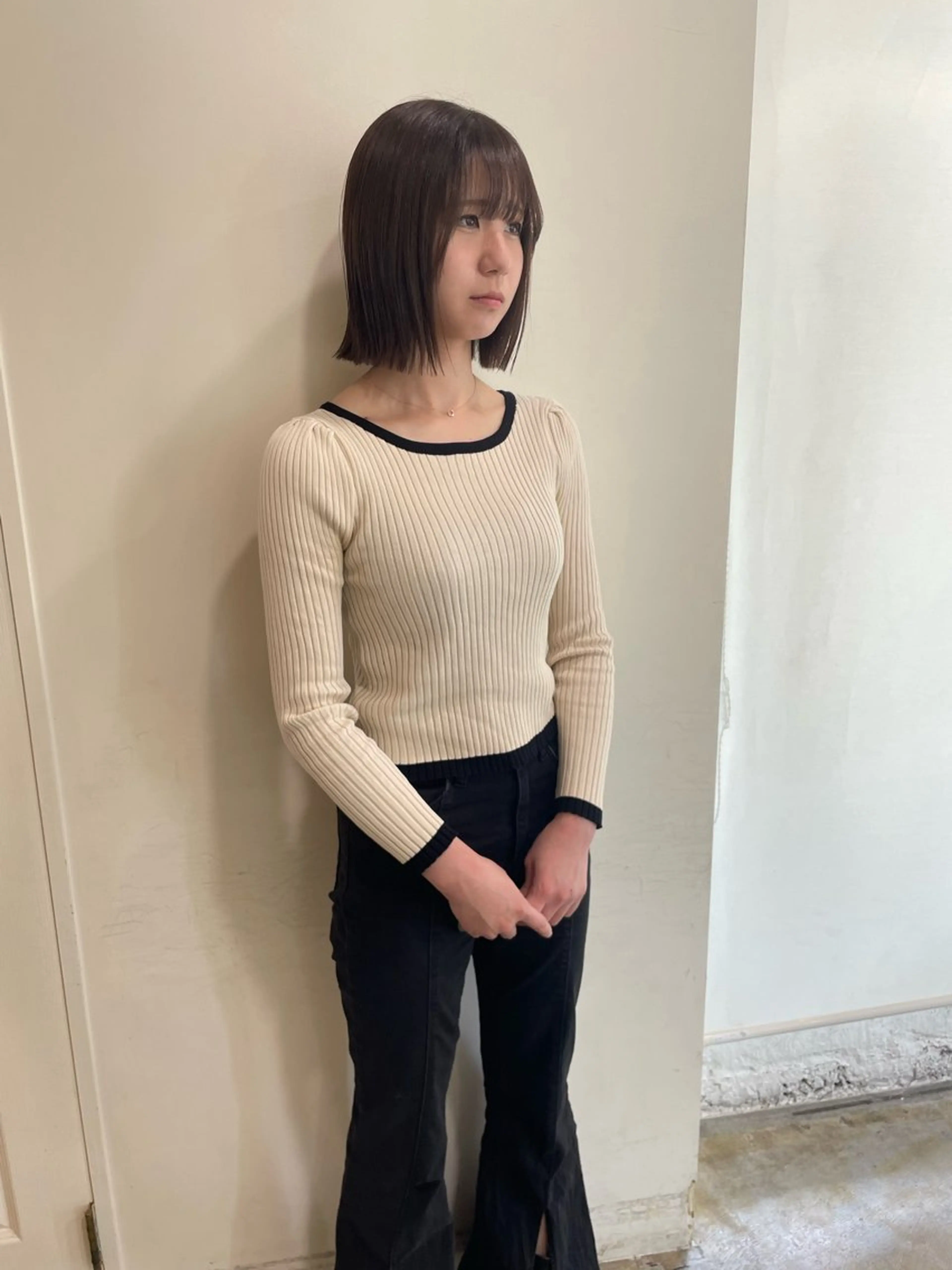 ミディアム カラー グレージュ オリーブグレージュ オリーブグレー カット ヘアカラー トリートメント MIOベージュカラー 柔らかいカラーのヘアスタイル