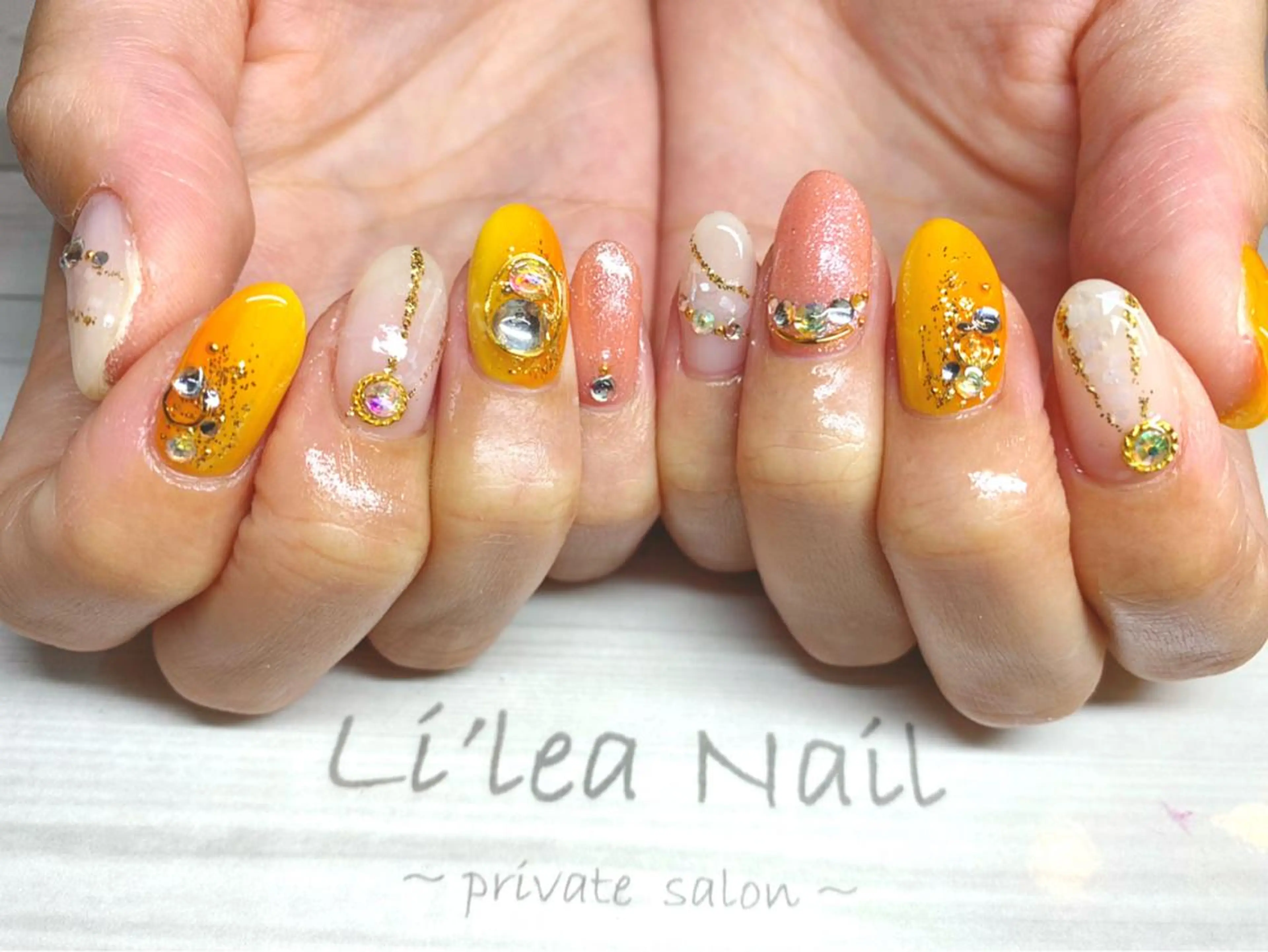 ネイル Li'leaNail AINAのネイルデザイン