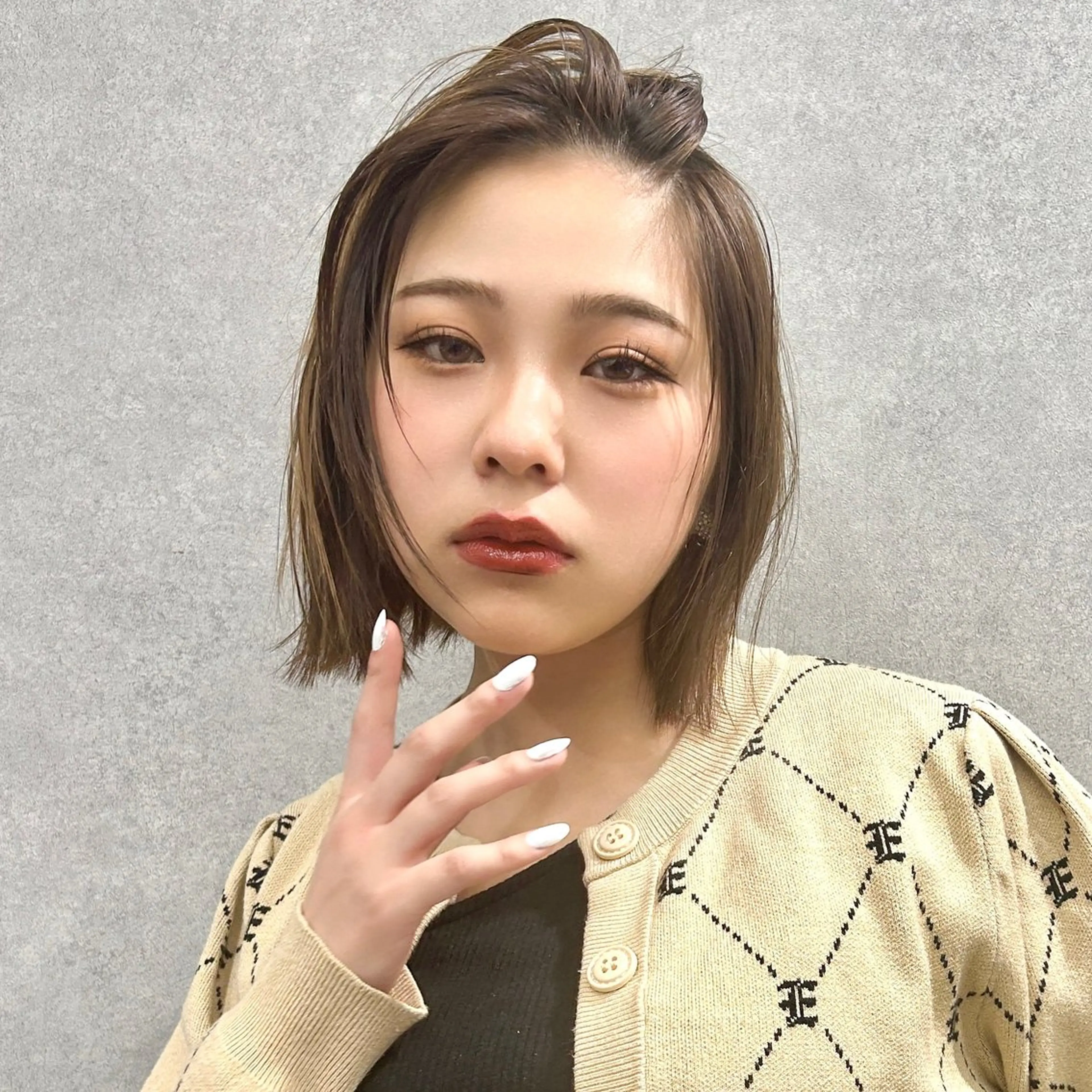 ショート カラー ブリーチ ブリーチなしカラー 韓国風ヘア レイヤーカット 韓国ヘア×レイヤー カット/上田丈也のヘアスタイル