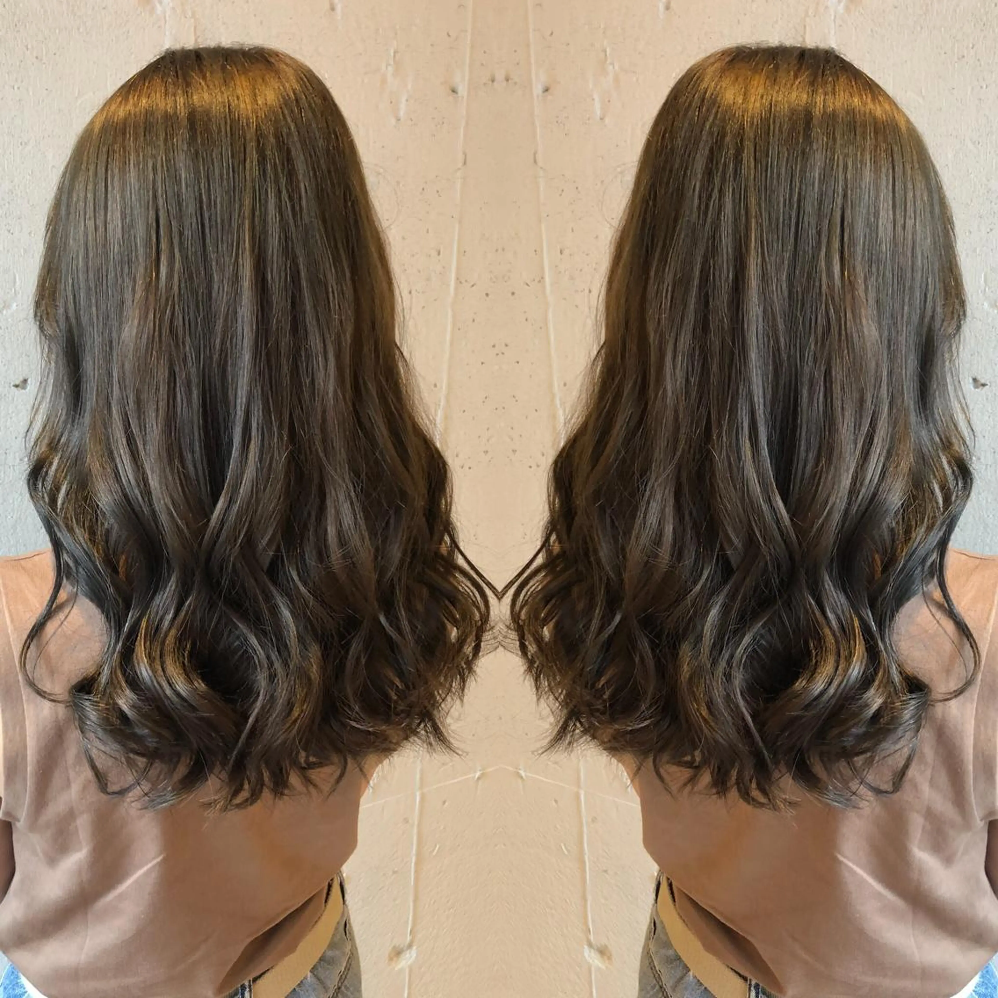 ロング アッシュ カット ヘアカラー トリートメント あらき ちさとのヘアスタイル