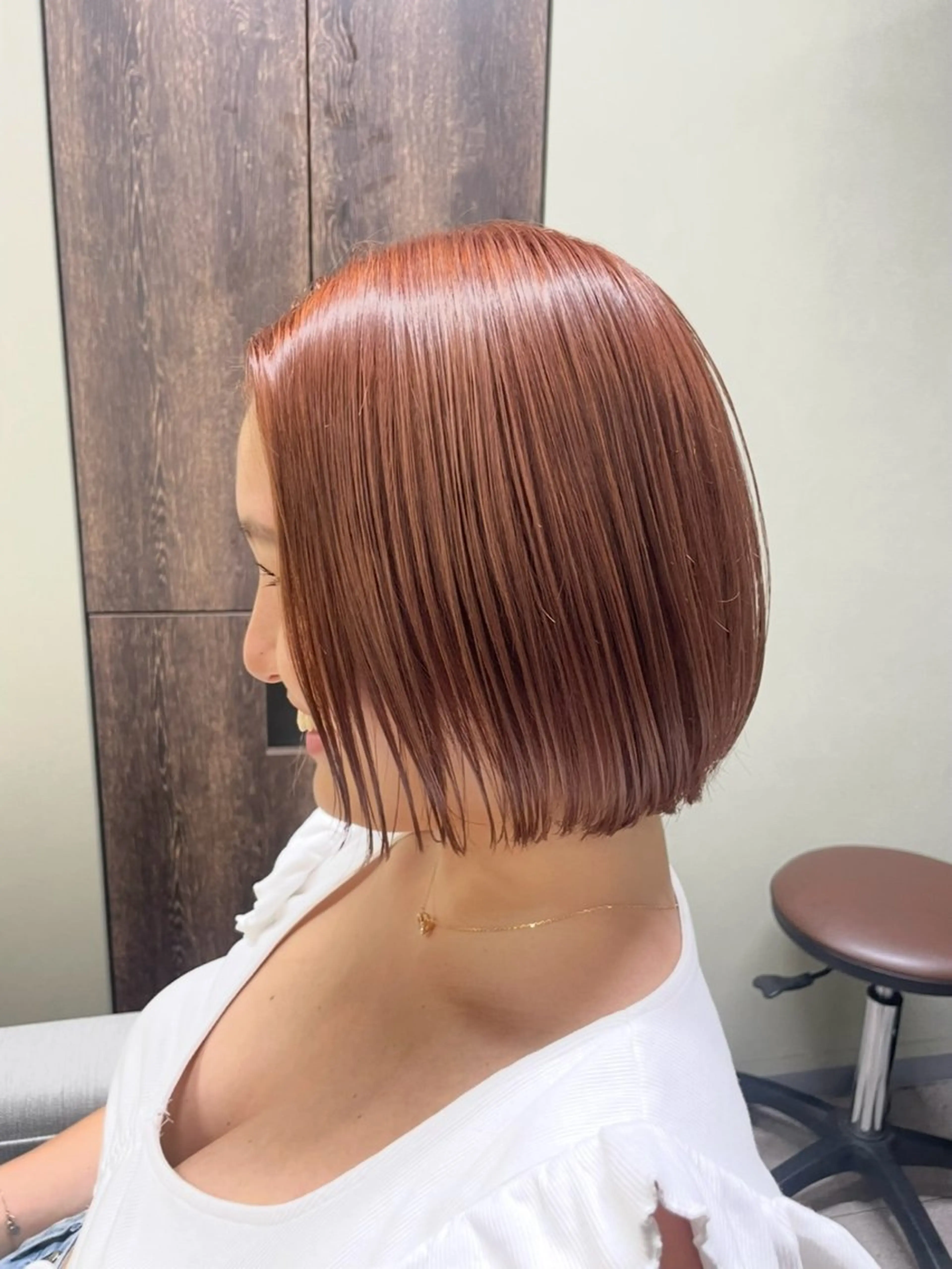 ショート カラー ブリーチ カット ヘアカラー 髪質改善カラー&TR 縮毛矯正/弱酸性矯正のヘアスタイル