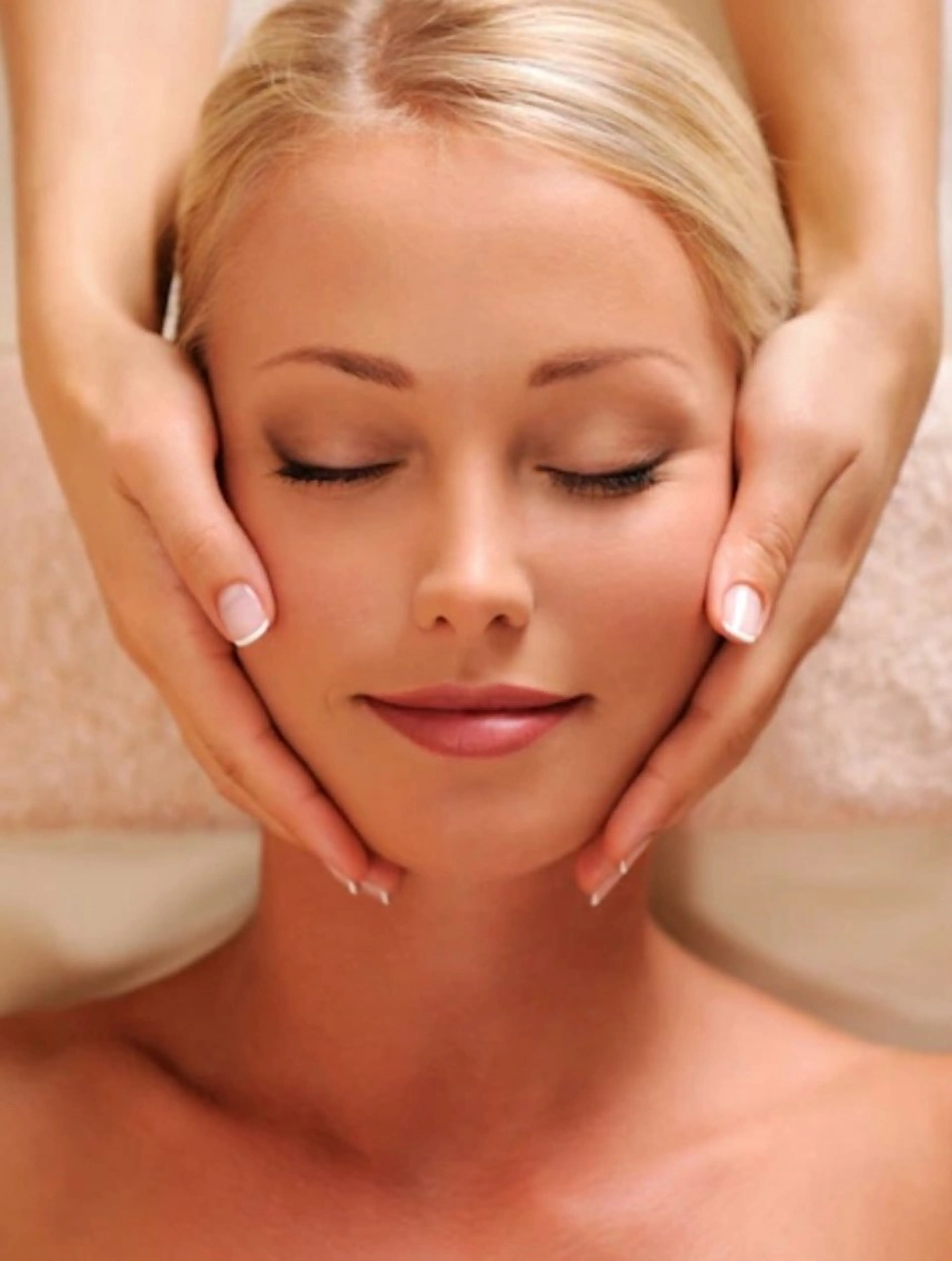 『耳までポカポカ』　全身DETOX＋小顔リフトアップ　80分コースの写真