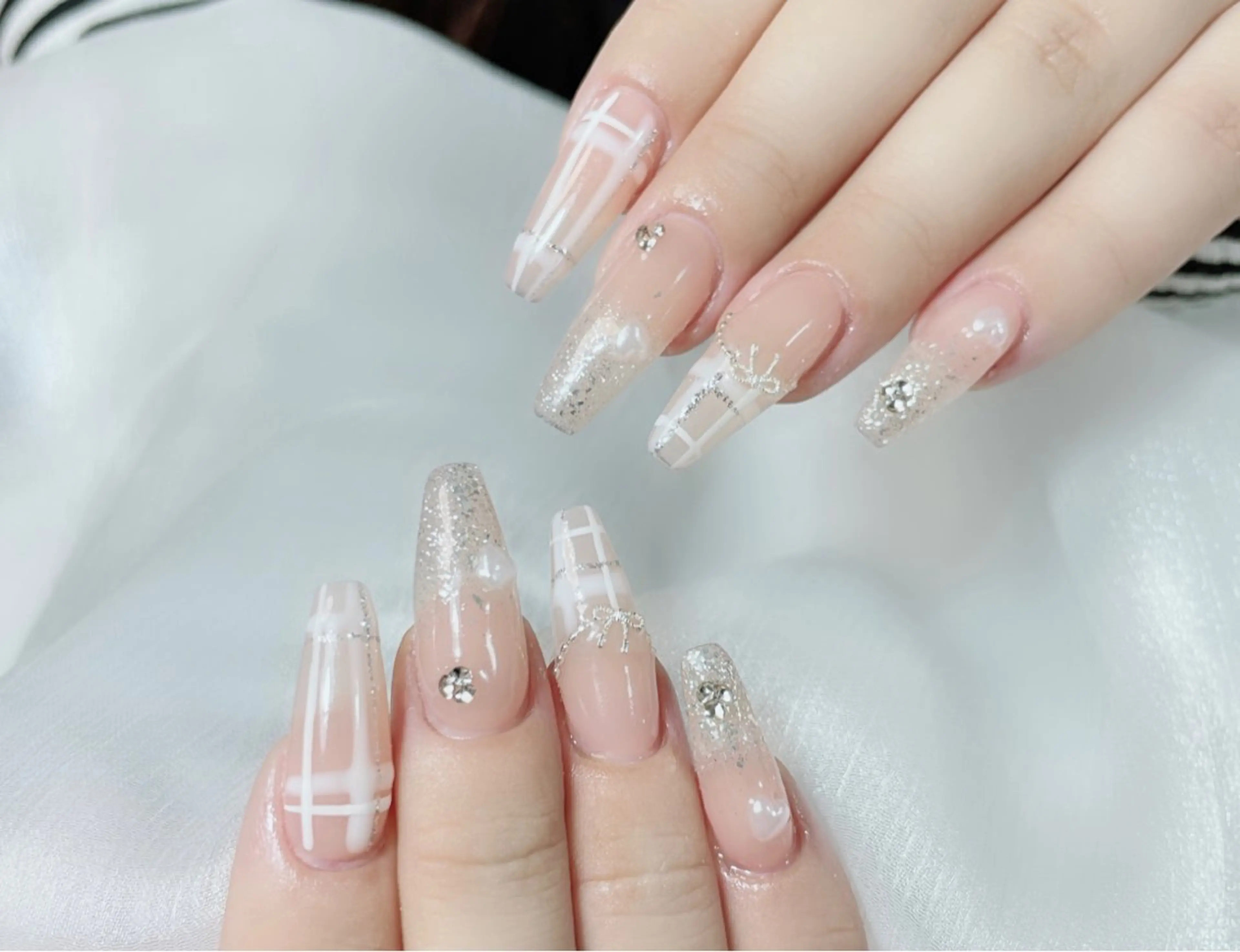 ネイル 長さ出し 持ち込み Amina nail salonのネイルデザイン