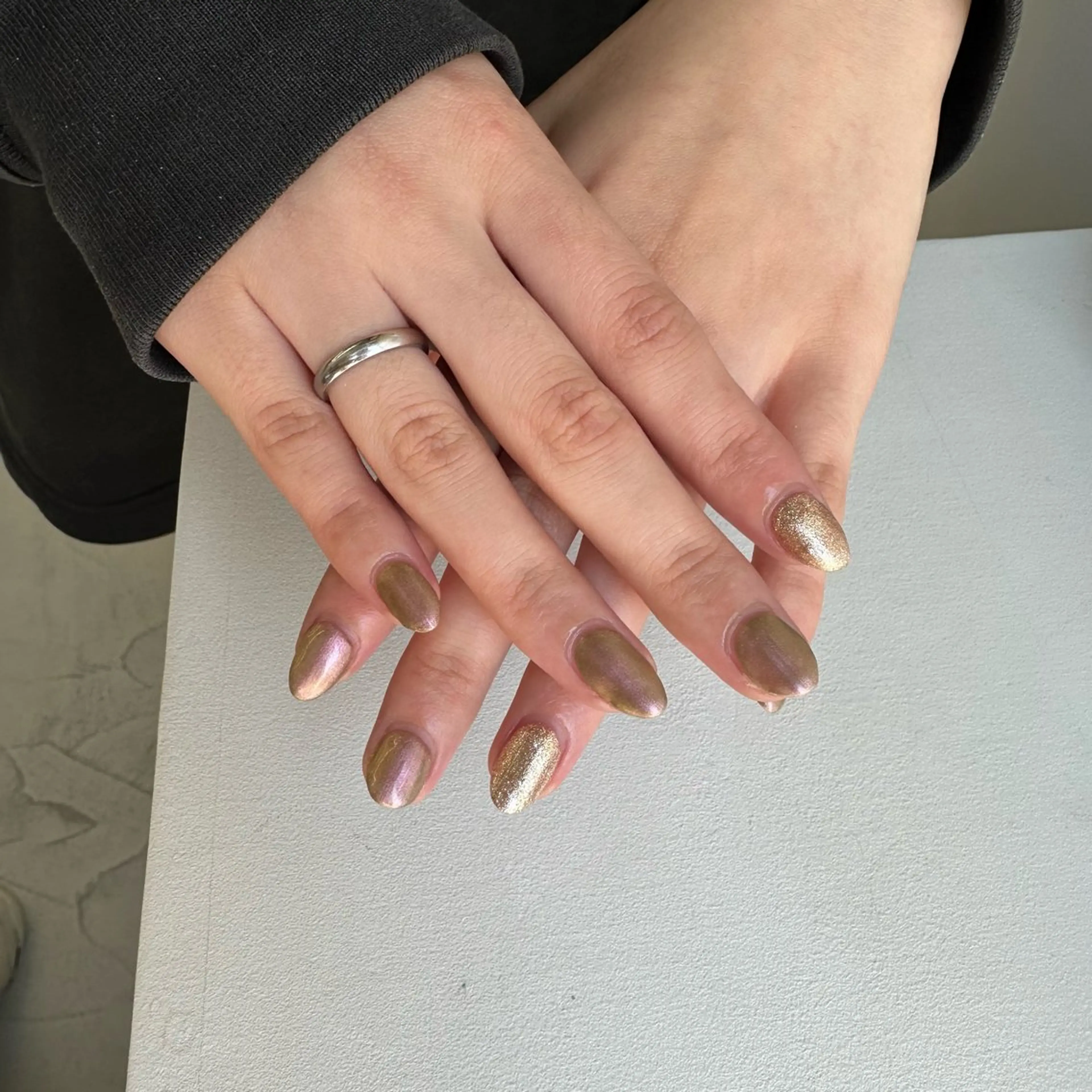 ネイル ゴールド キラキラネイル ラメ(グリッター) Kaede *LUFTのネイルデザイン