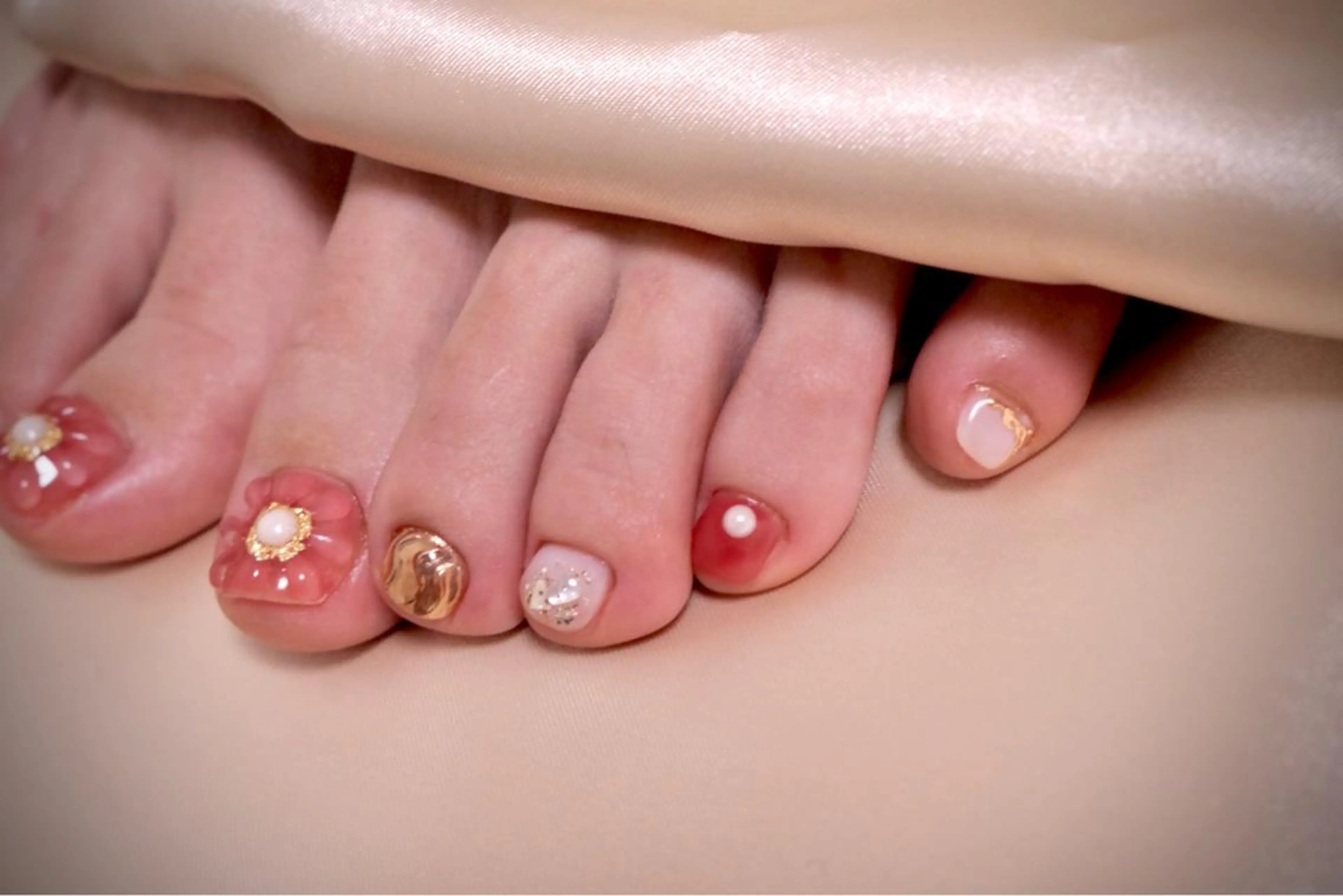 ネイル フットネイル MH Nailのネイルデザイン