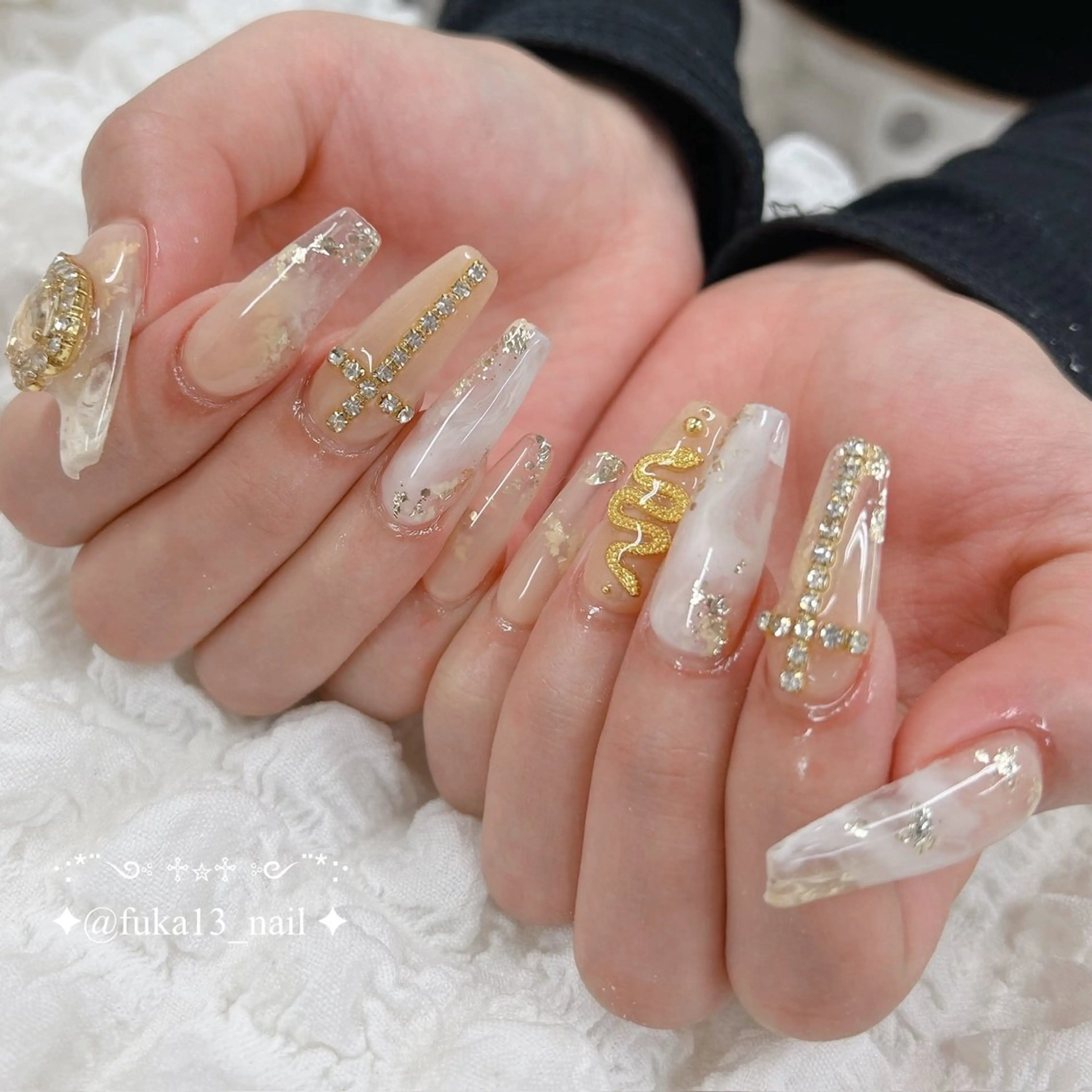 ネイル ゴールド ニュアンスネイル スカルプネイル 冬ネイル ハンドネイル Nail♡Fuka. /4月予約受付中のネイルデザイン