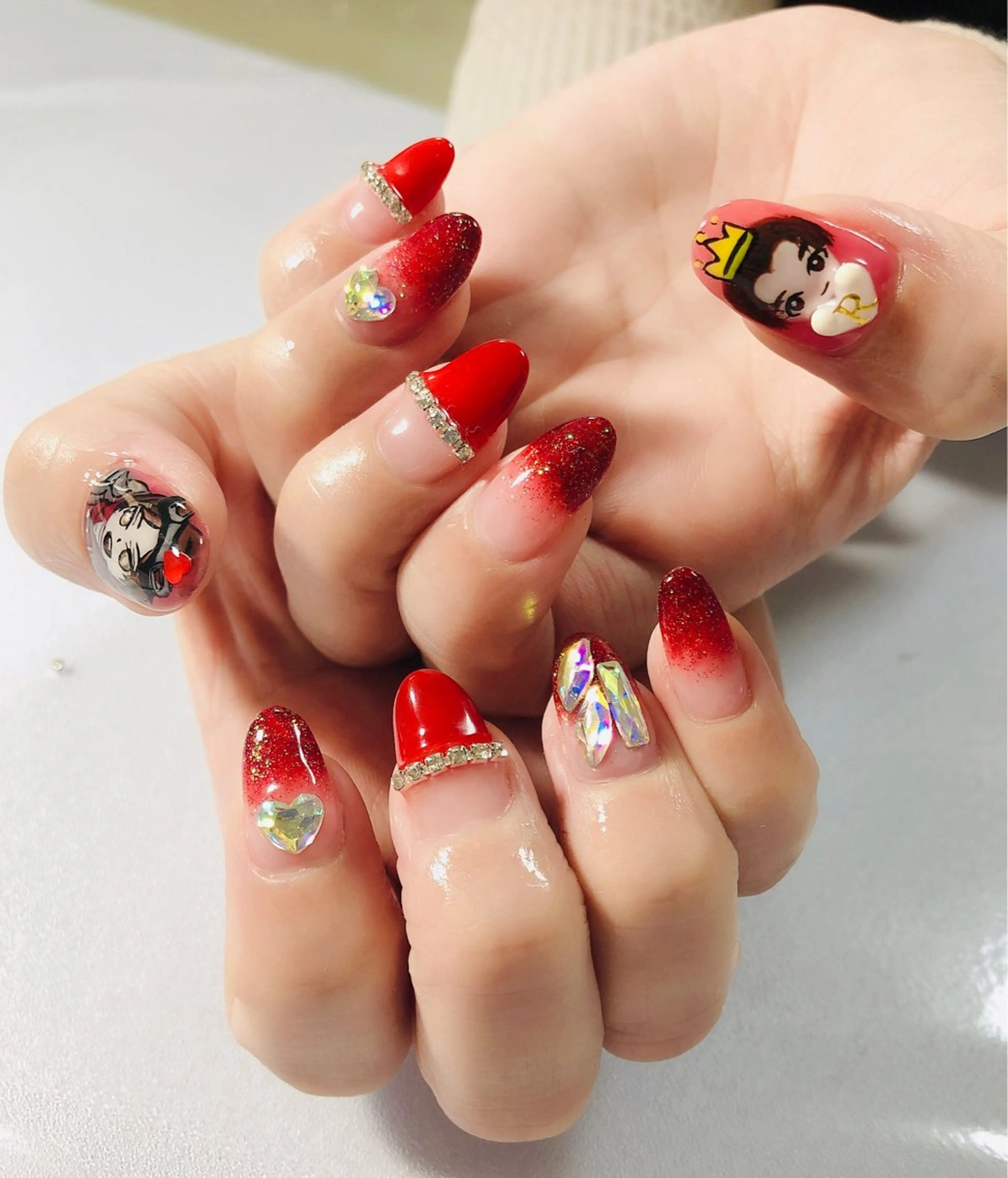 ネイル アートネイル Moons nail 💅✨のネイルデザイン