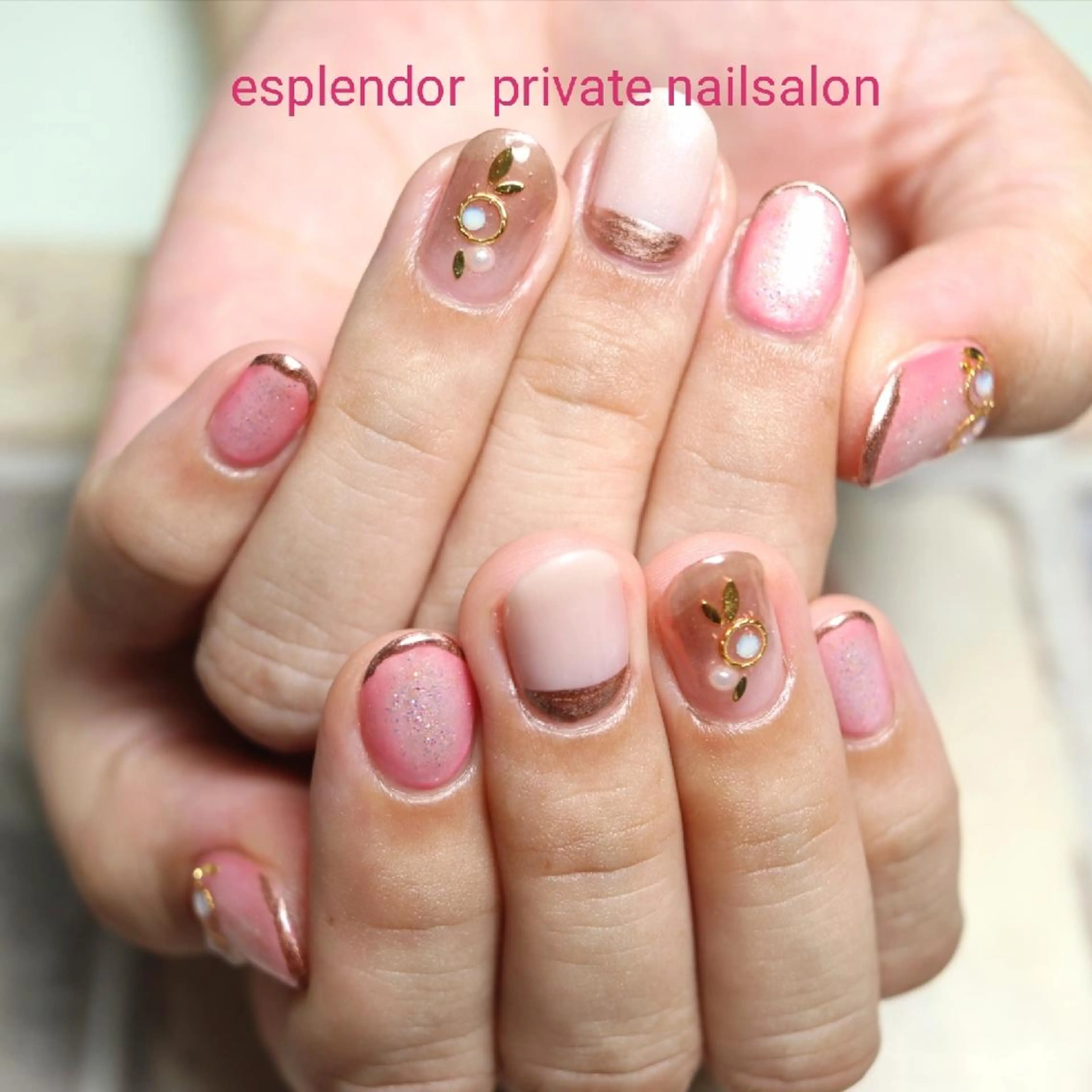 ネイル グラデーション おそろいネイル ピンク ハンドネイル ハンドケア esplendor  小野寺のネイルデザイン