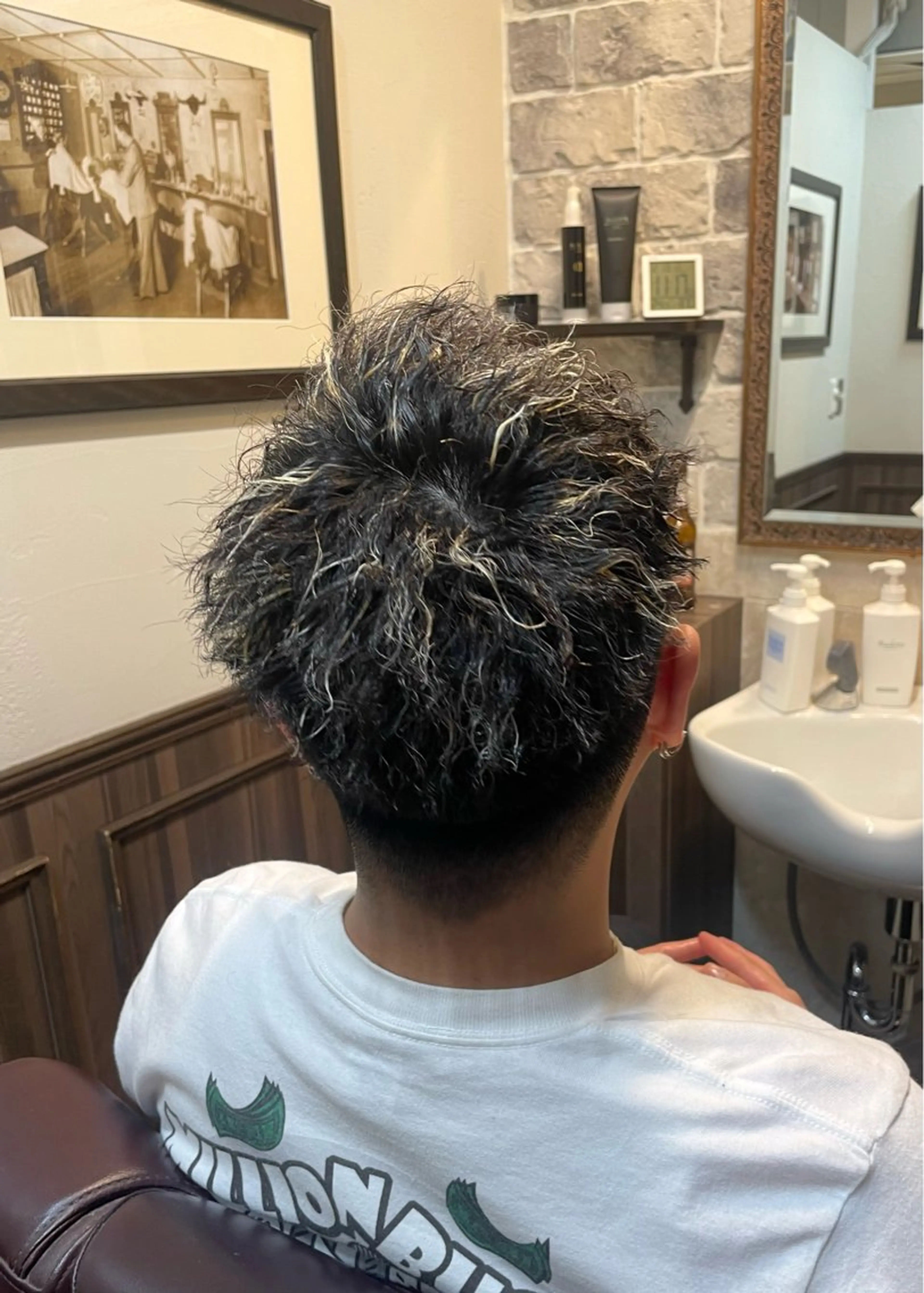 ショート パーマ メンズ カット無料 長利愛花のヘアスタイル