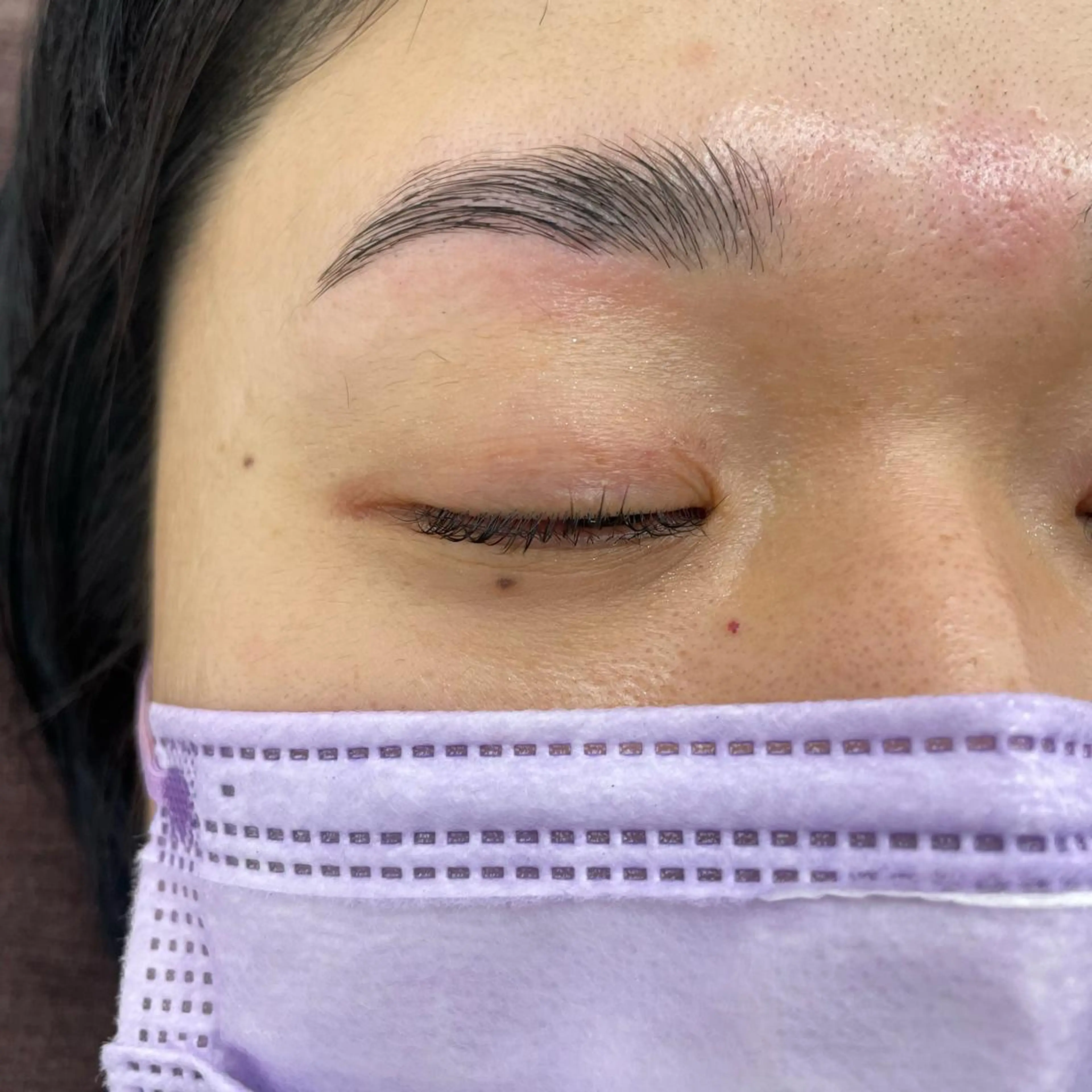 アイブロウ ハリウッドブロウリフト ワックス脱毛 その他(アイブロウ) 鍵山 千秋のヘアスタイル