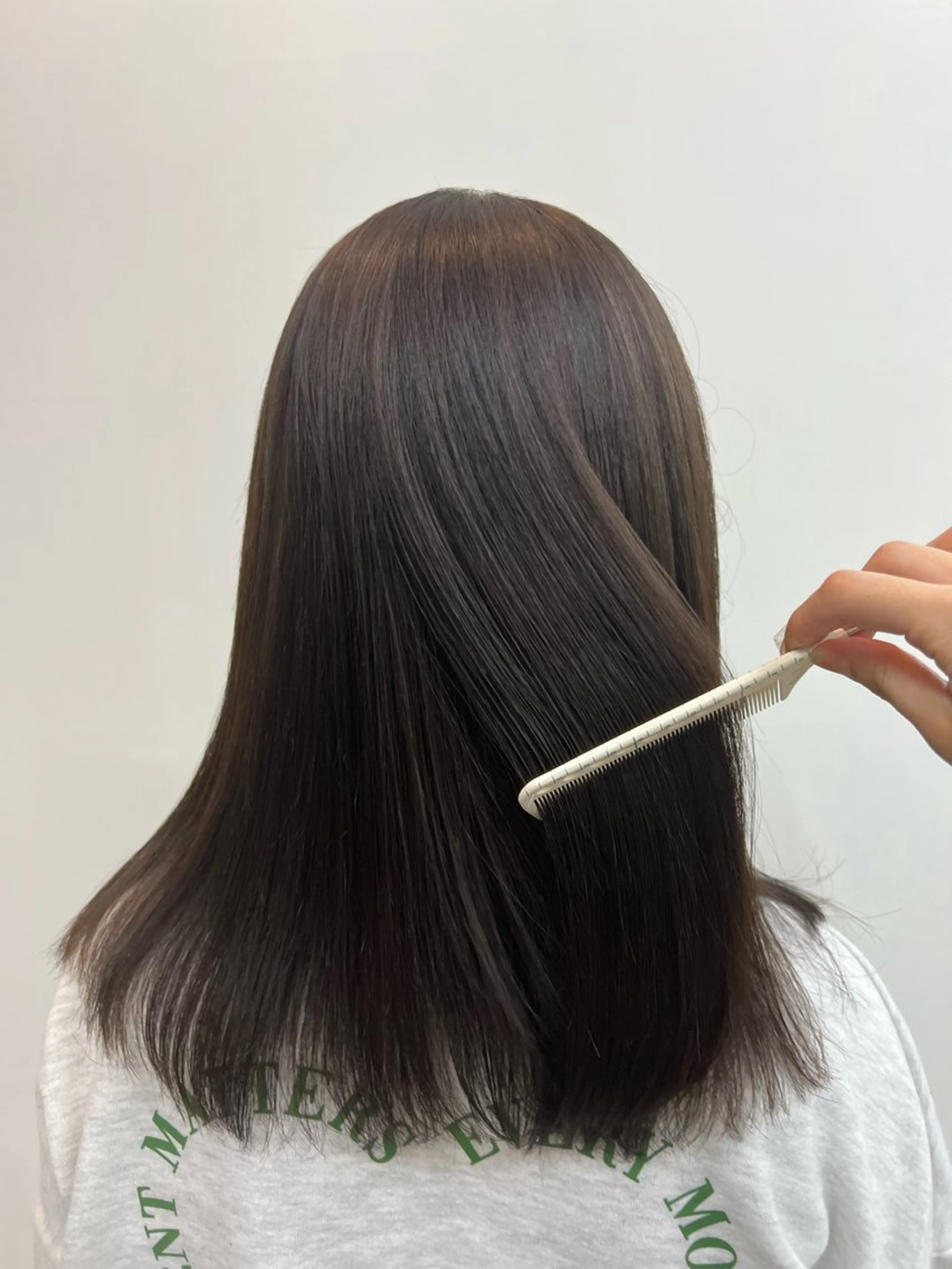 カラー ブラウンカラー ラベンダーカラー 清水愛果/似合わせ カット/透明感カラーのヘアスタイル