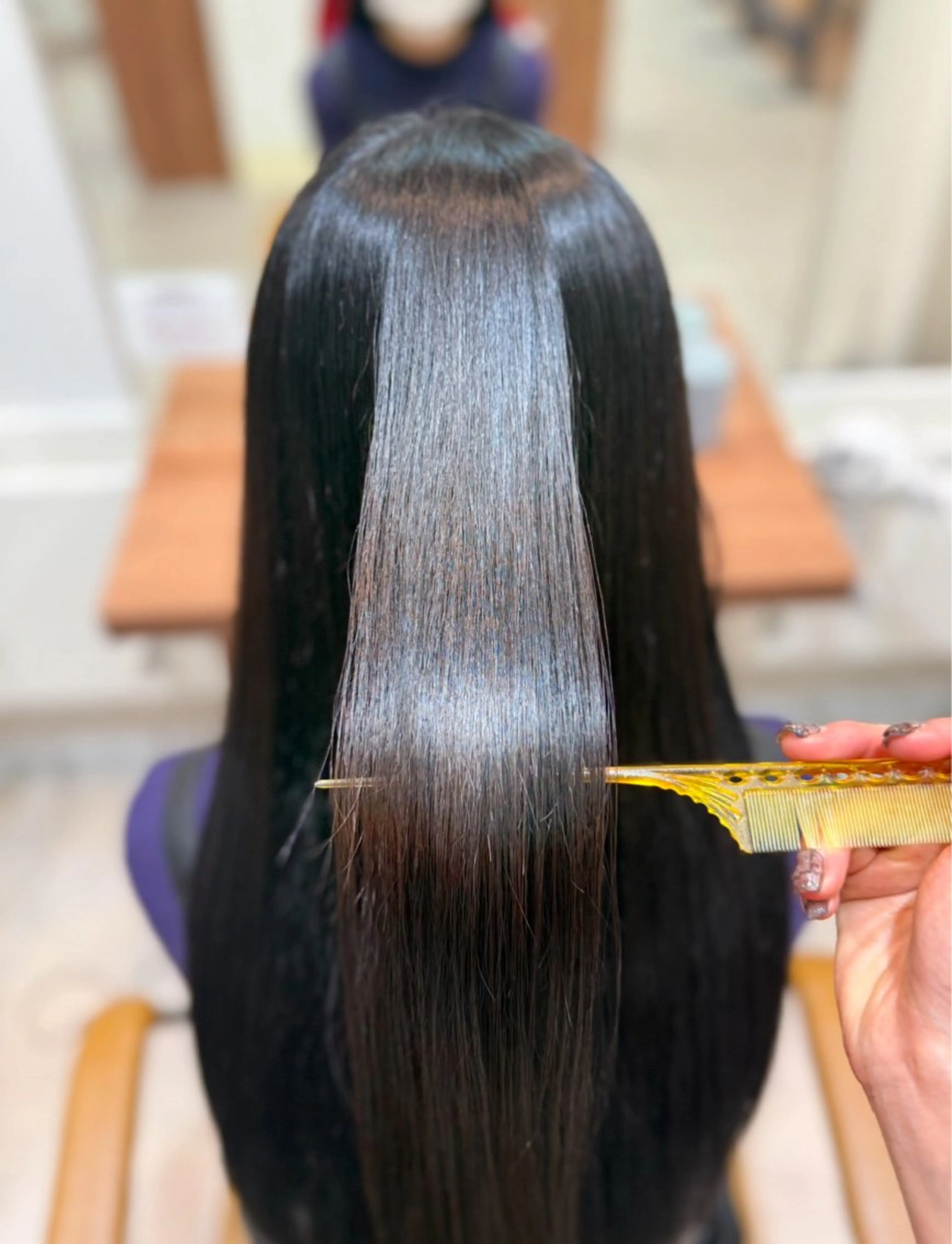 ロング カット ヘアカラー トリートメント yuzua/レイヤー /縮毛矯正/透明感のヘアスタイル