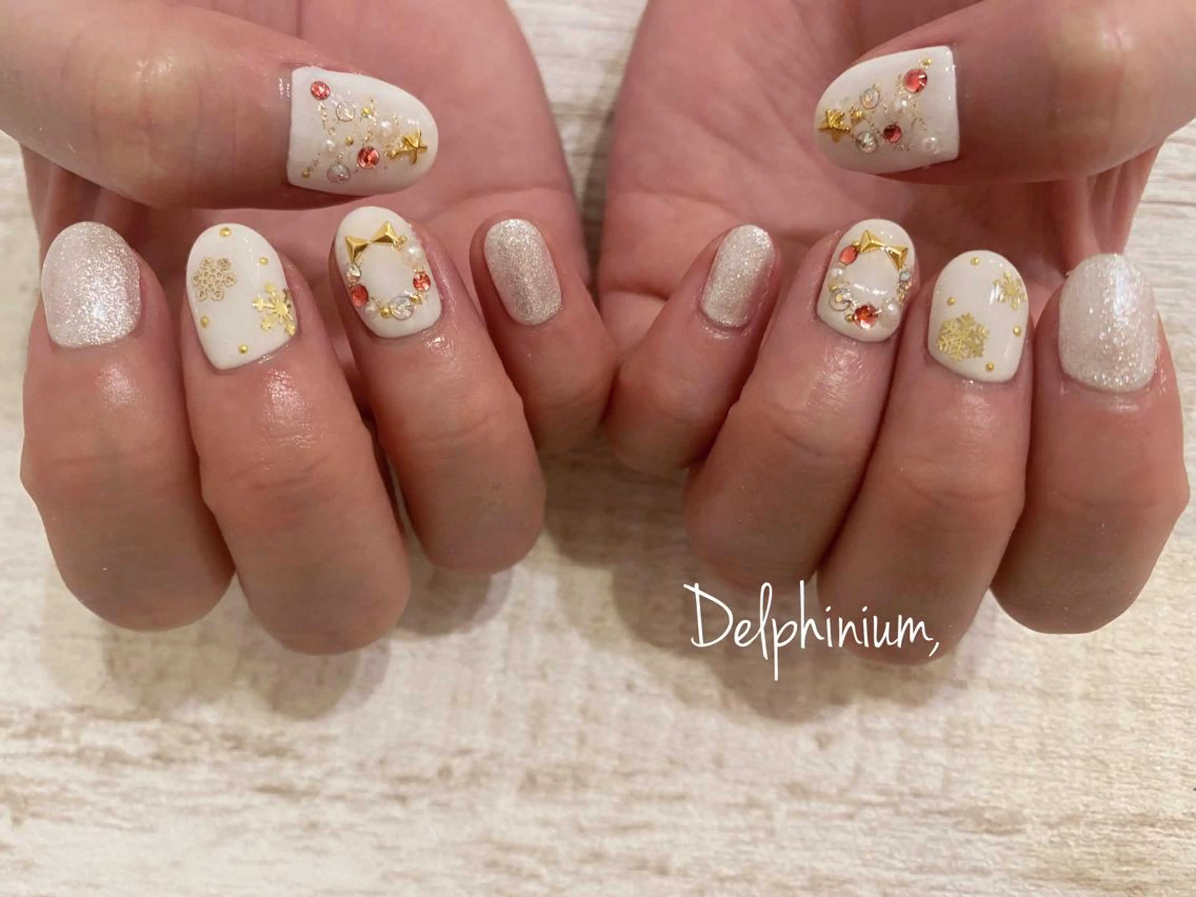 ネイル 冬ネイル クリスマス ハンドネイル 岡本 友恵のネイルデザイン