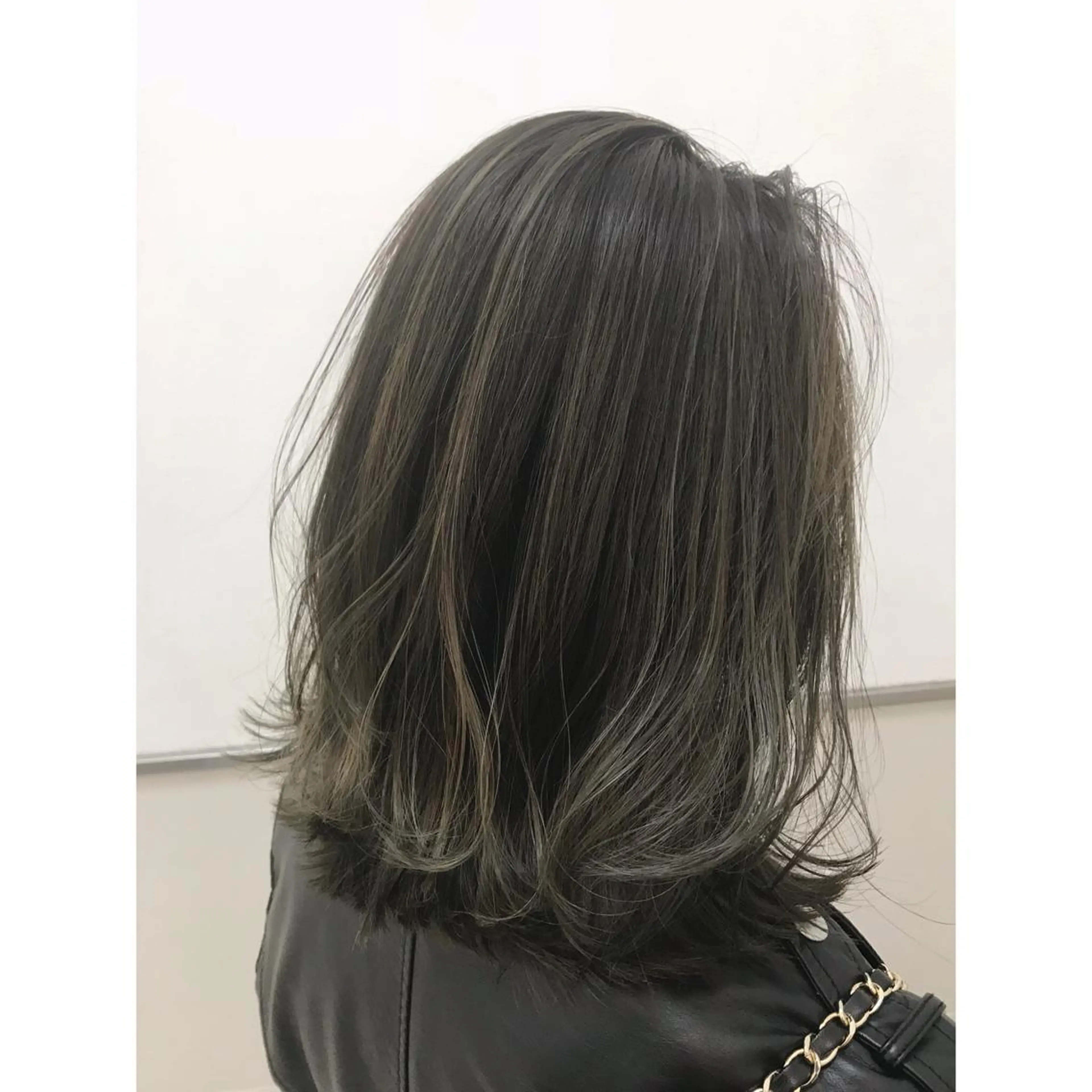 ミディアム カラー メンズサロン アソビ元町のヘアスタイル