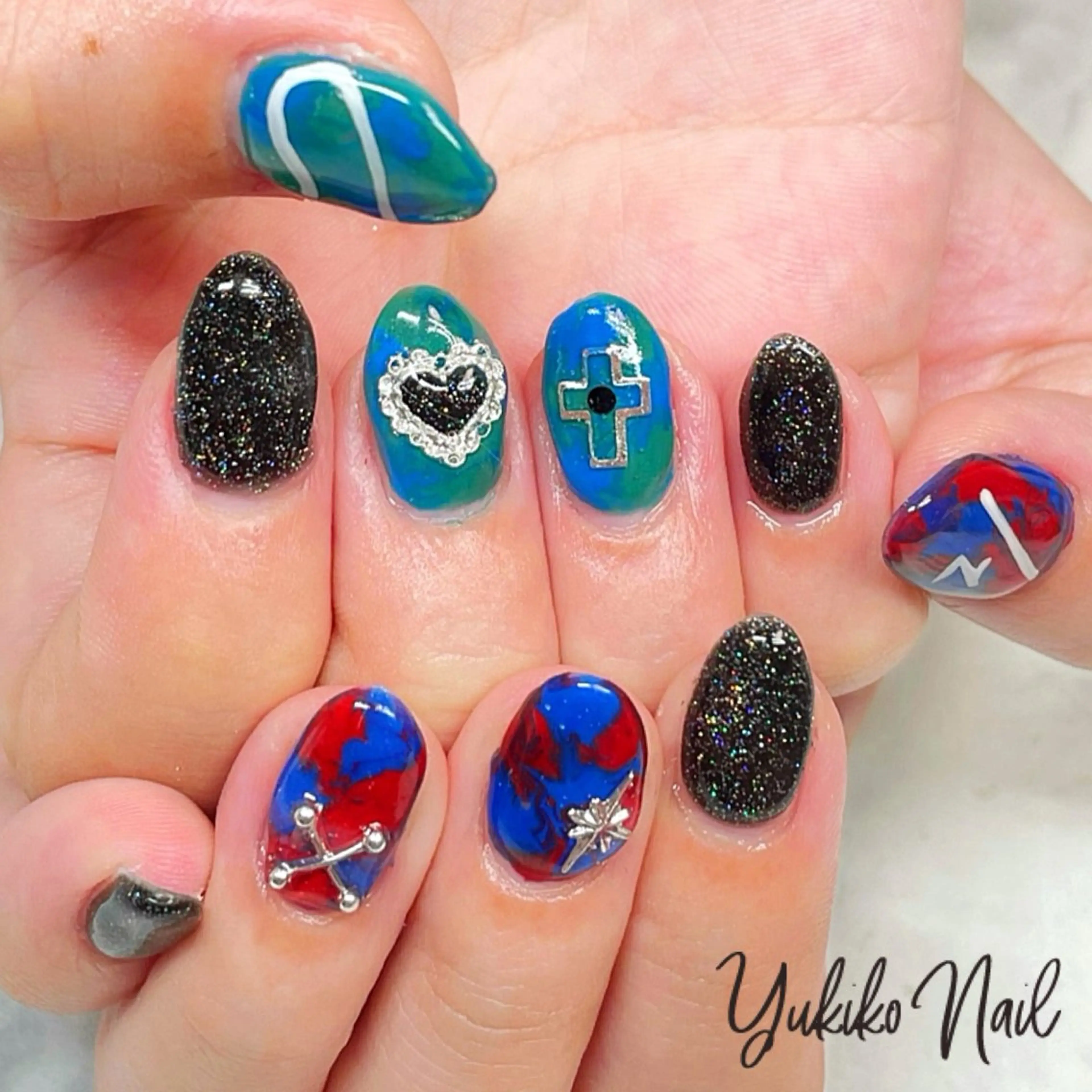 ネイル 持ち込み ハンドネイル ユキコ ネイルのネイルデザイン