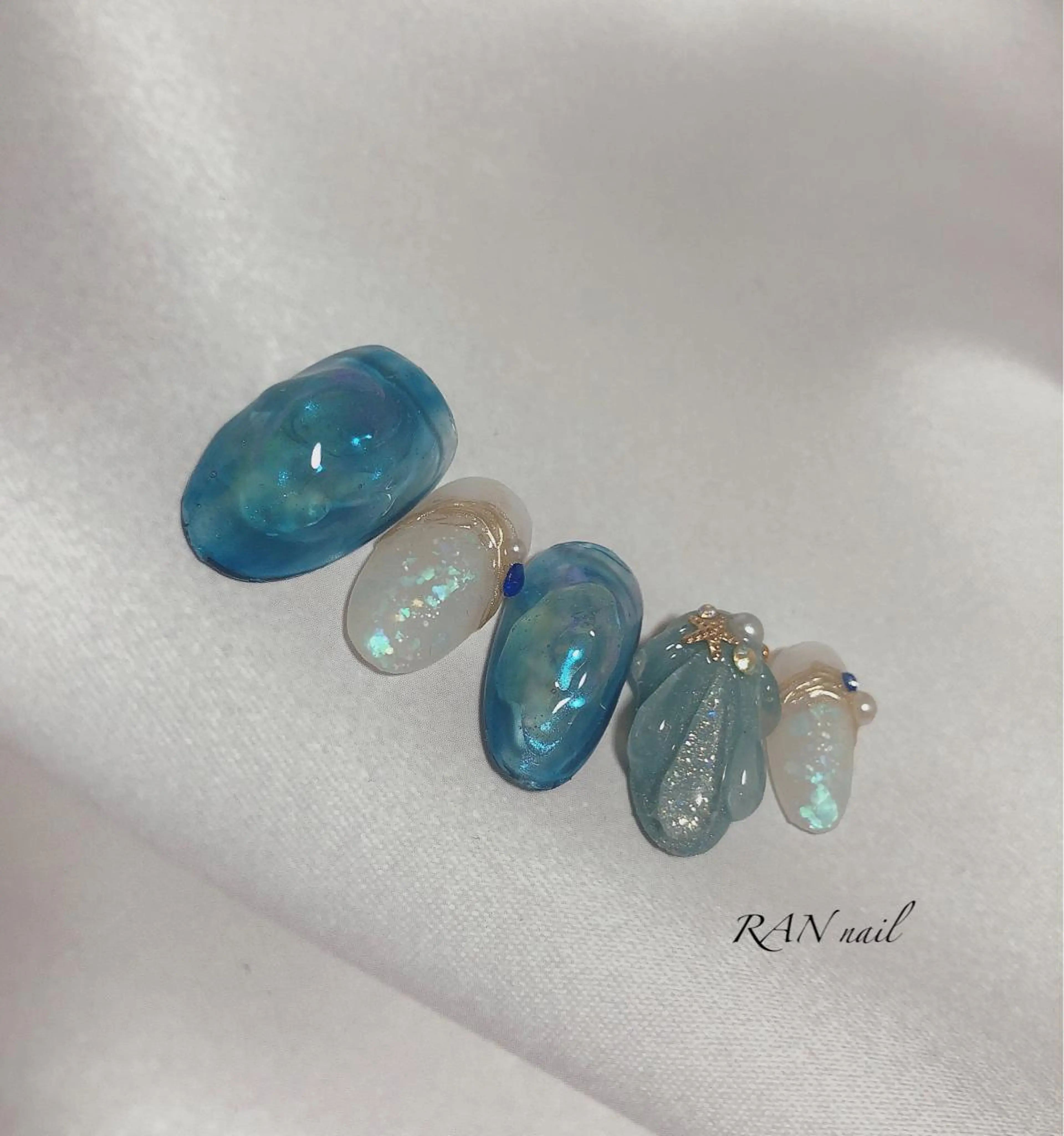 ネイル フットネイル ジェルネイル 氷ネイル・うるうるネイル パラジェル ぷっくりネイル RAN nailのネイルデザイン