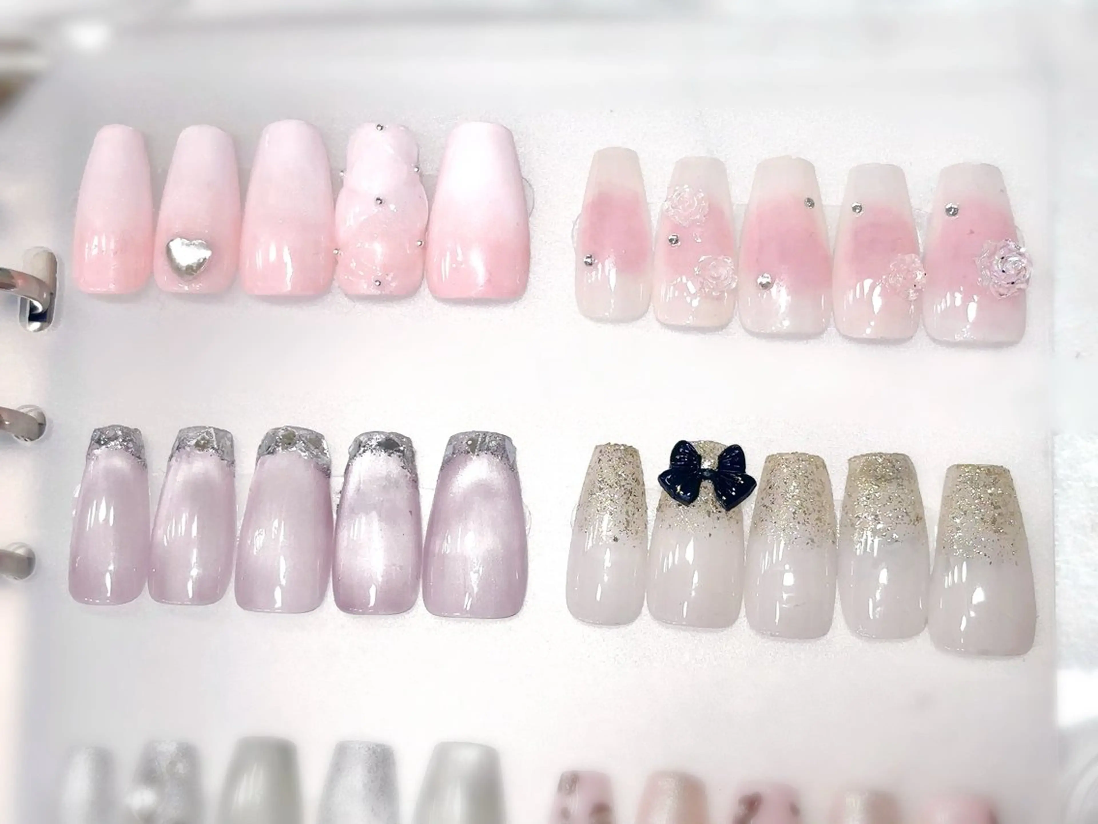 ネイル フレンチネイル ガラスフレンチ 韓国ネイル ラメ(グリッター) ラメグラデーション バストアップサロン LUNAのネイルデザイン