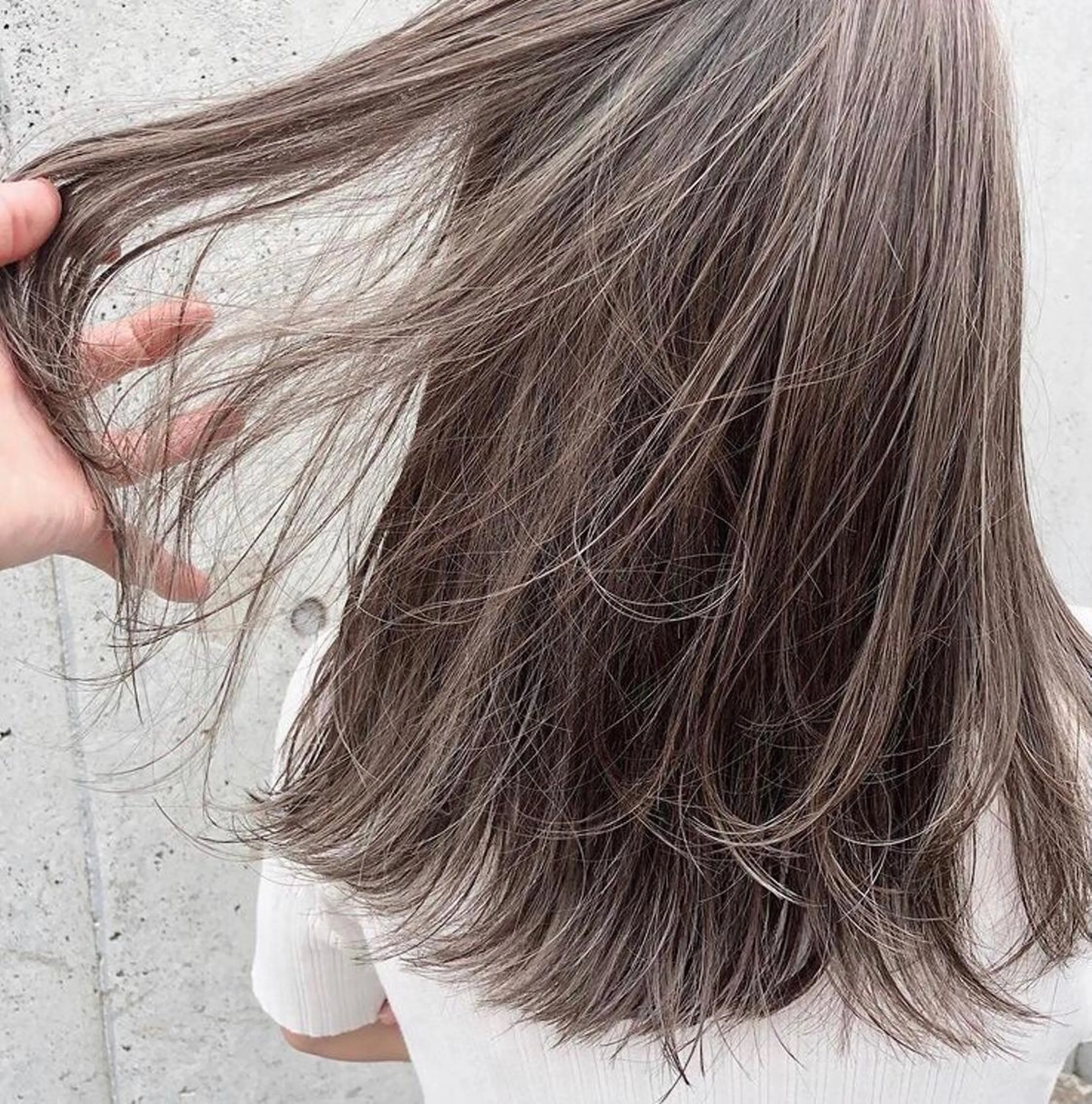 セミロング カラー ヘアカラー HATSUMEI ゆうまのヘアスタイル