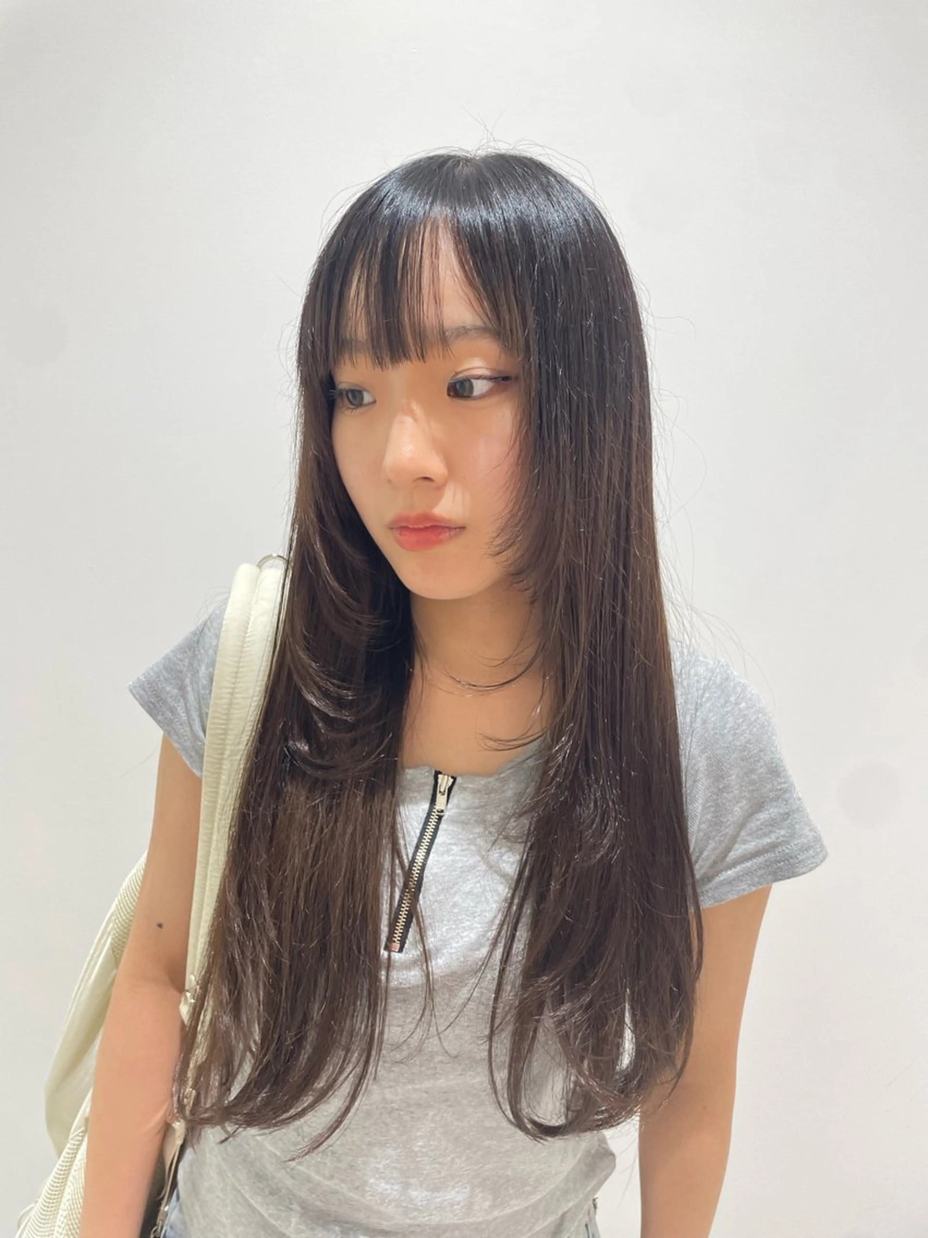 ロング ロングレイヤー レイヤーカット ロング 🎟暖色カラー /アレンジ🎀くるみのヘアスタイル