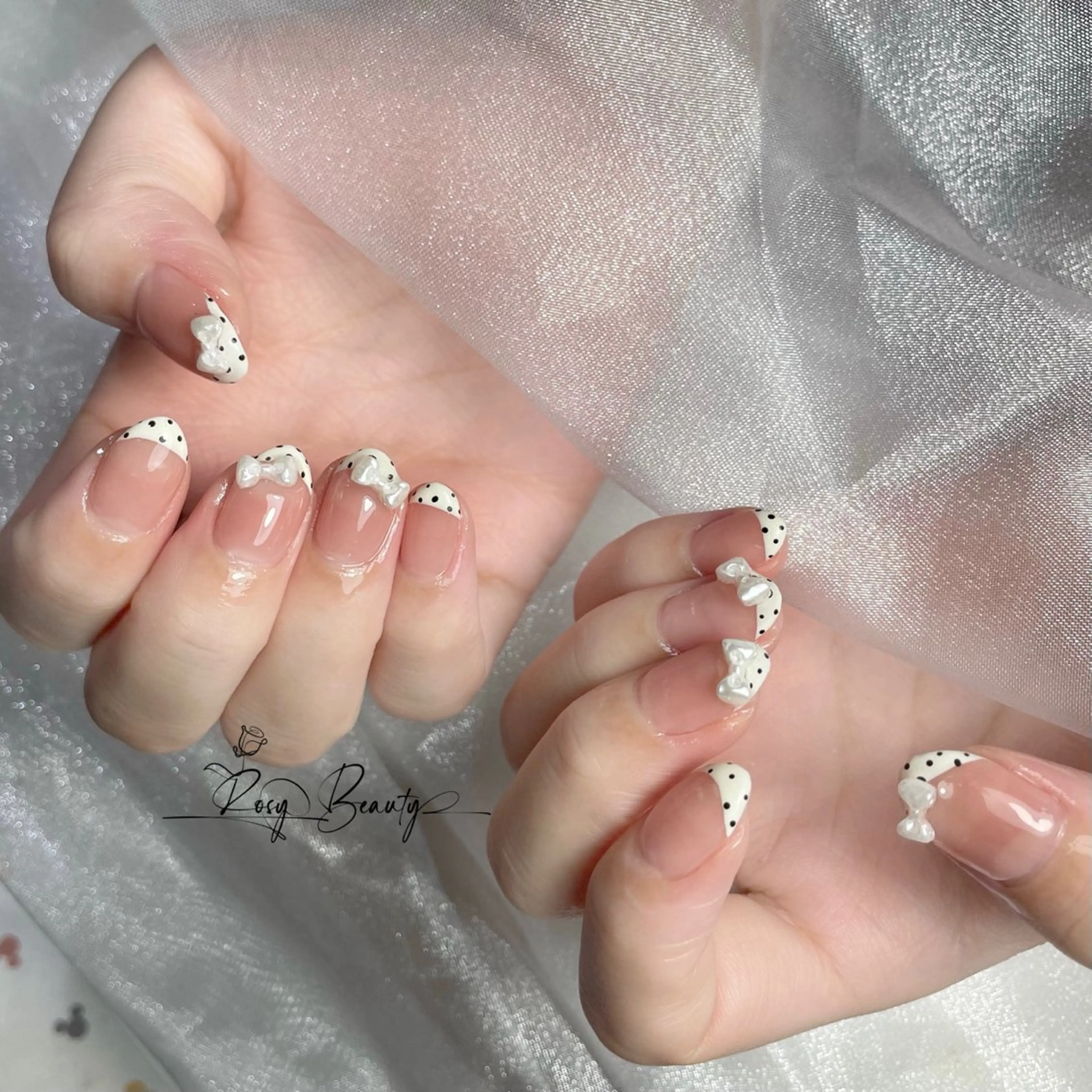 ネイル ハンドネイル RosyBeauty Salonのネイルデザイン